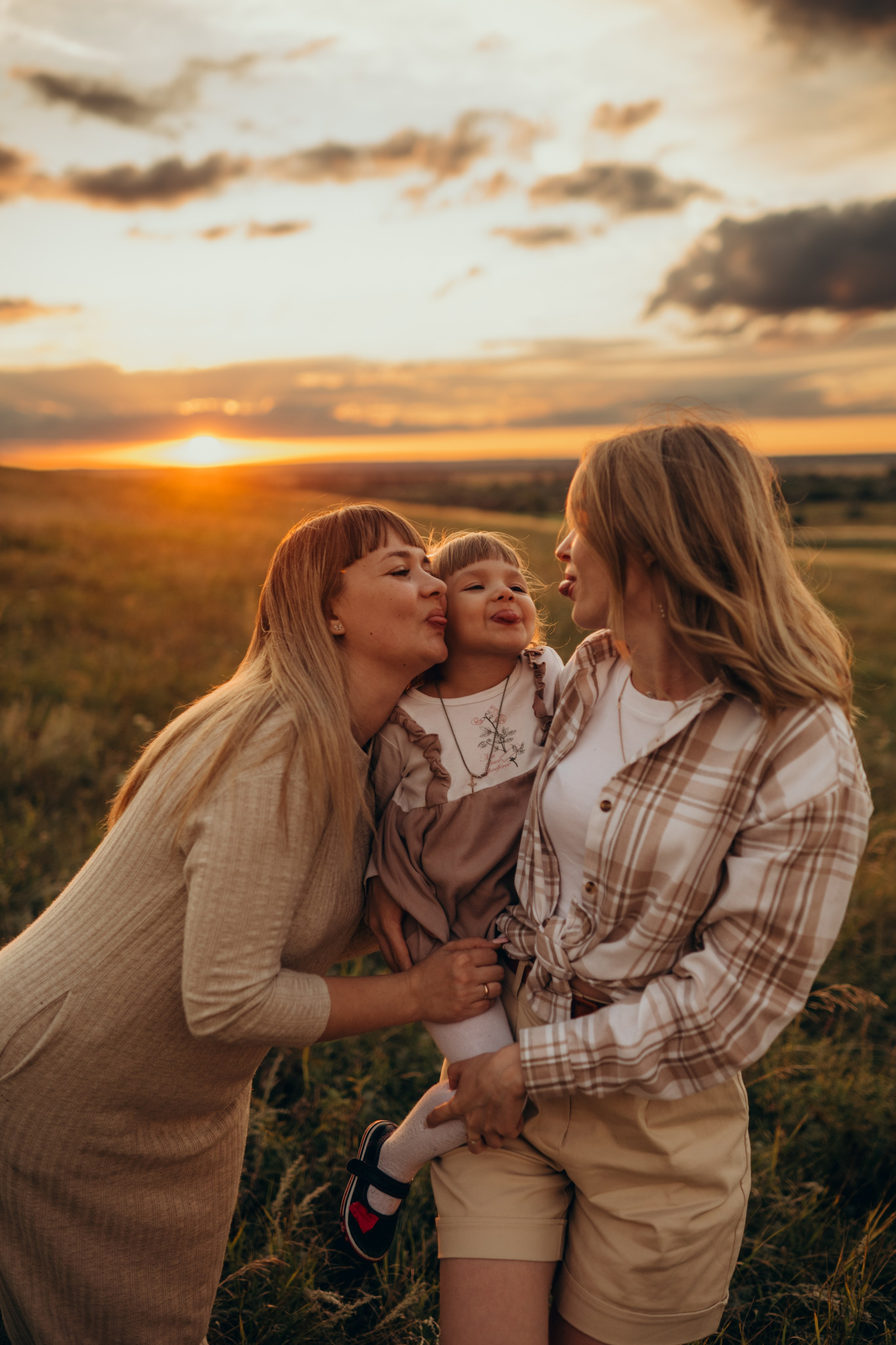 Даша Даня Ксюша Илья Саша и Ева. Свадебный и семейный фотограф в Самаре Головань Наталья