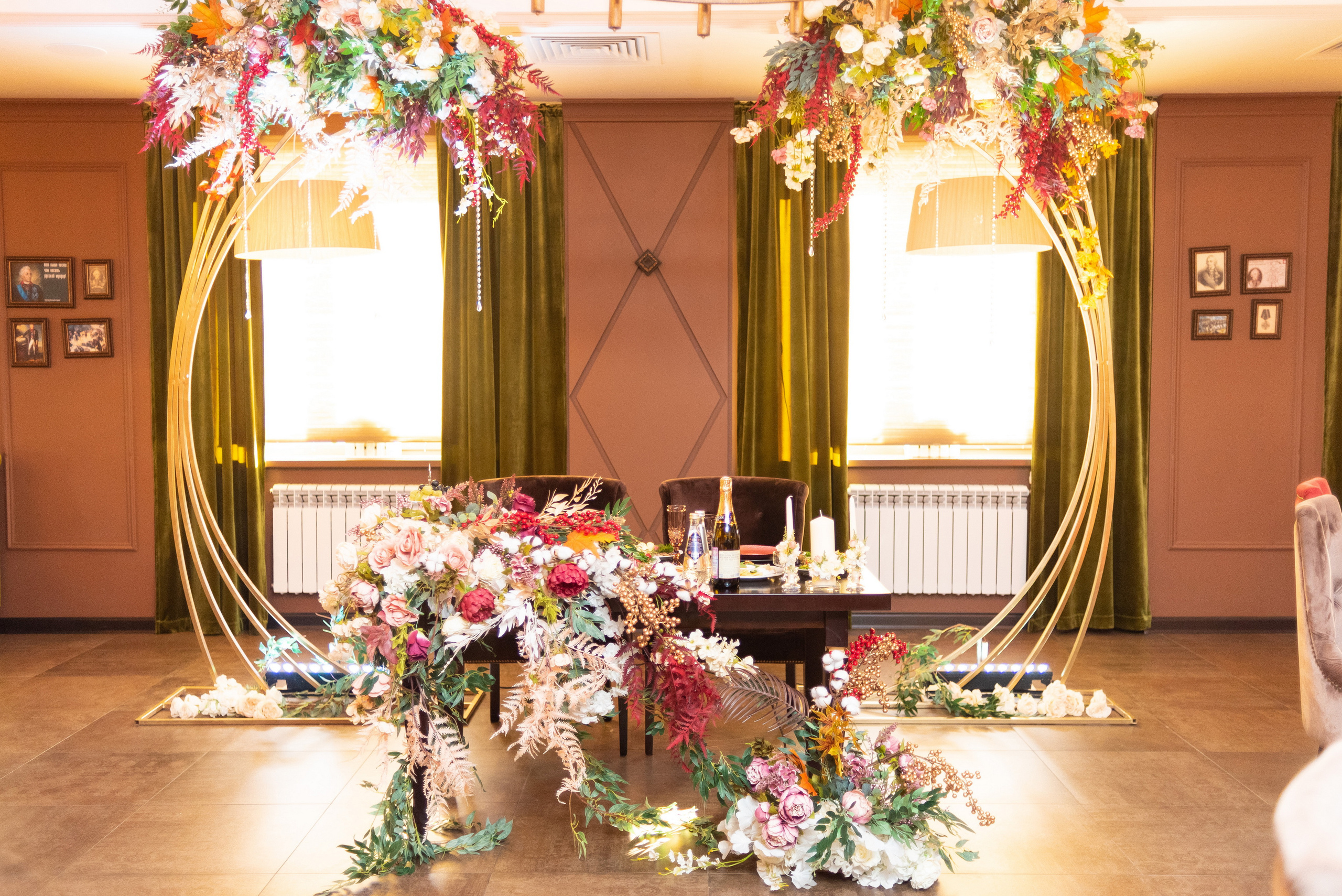 Осеннее свадебное оформление