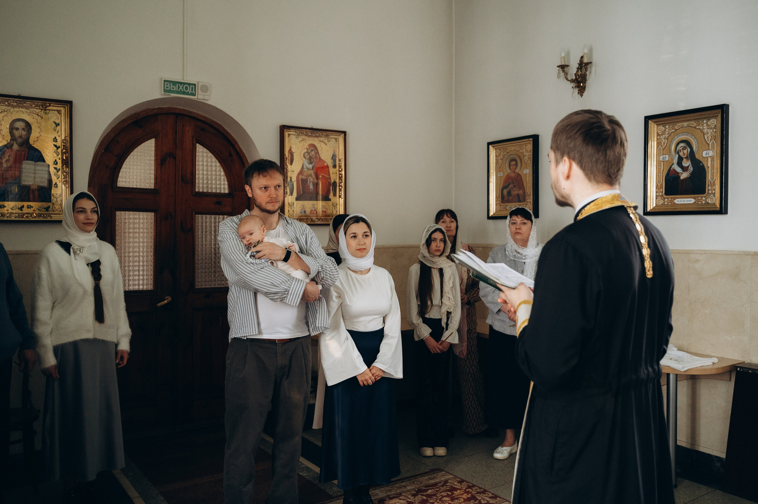 Крещение Артура (Храм Марии Магдалины). Семейный фотограф в Минске Дарья Дреко