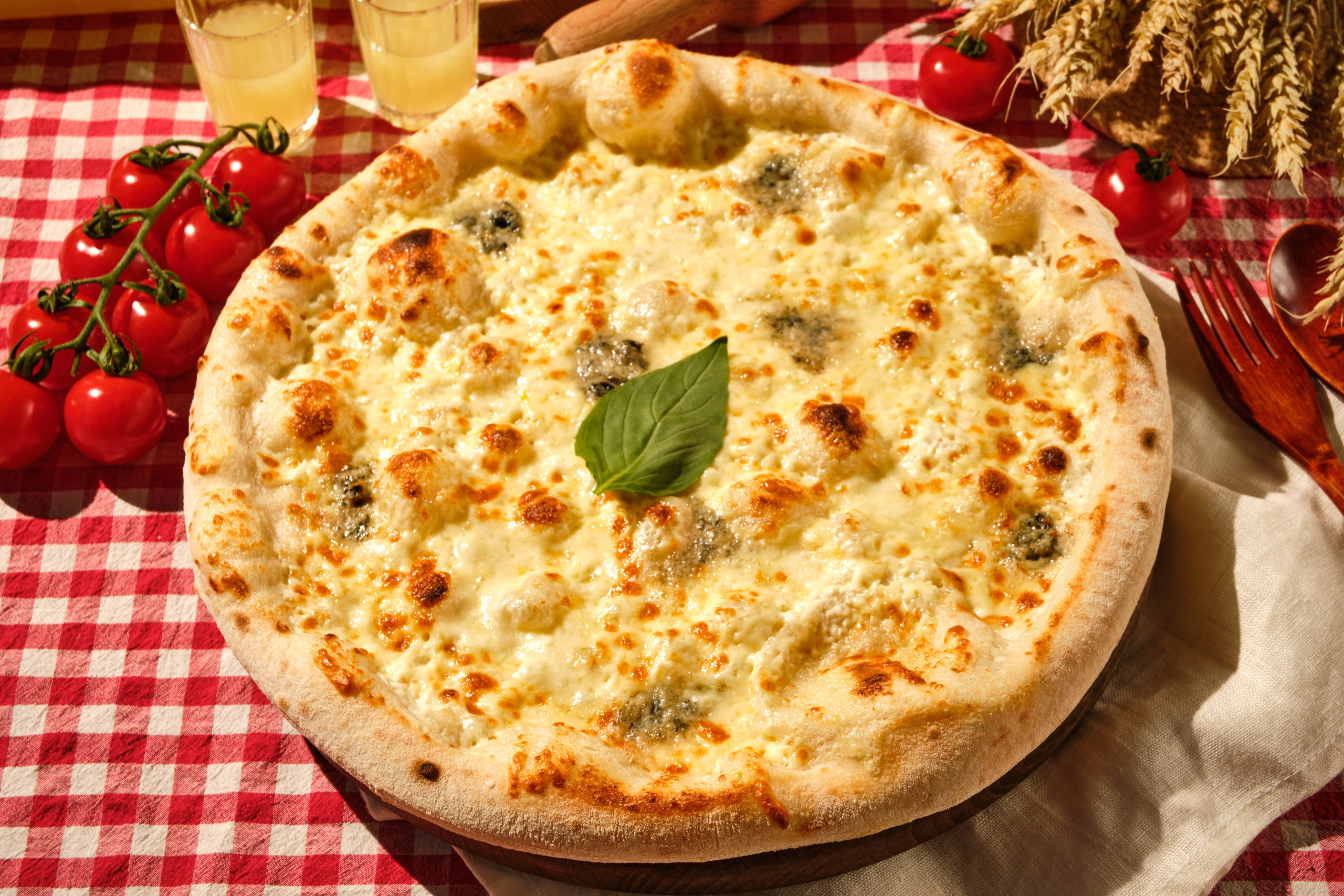 Food Photography of Pizza for Delivery | Photographer for Italian Restaurant Tbilisi. Commercial Photographer Tbilisi | Food & Product Photography | Vitaly Gorbachev