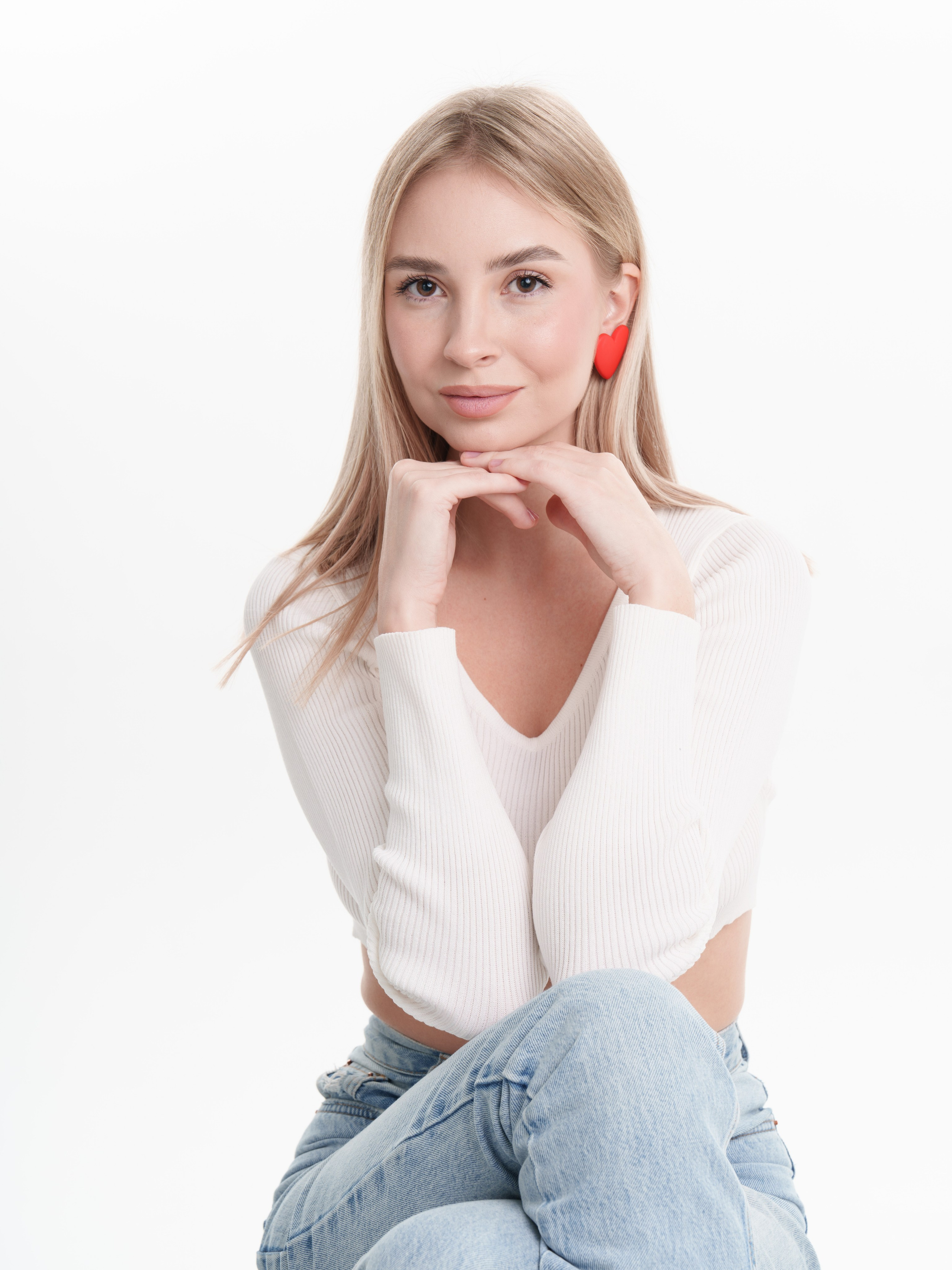 Съемка сережек для WB и OZON. Портретный и Контент фотограф Григорий Семенов (Grifon) в Ижевске