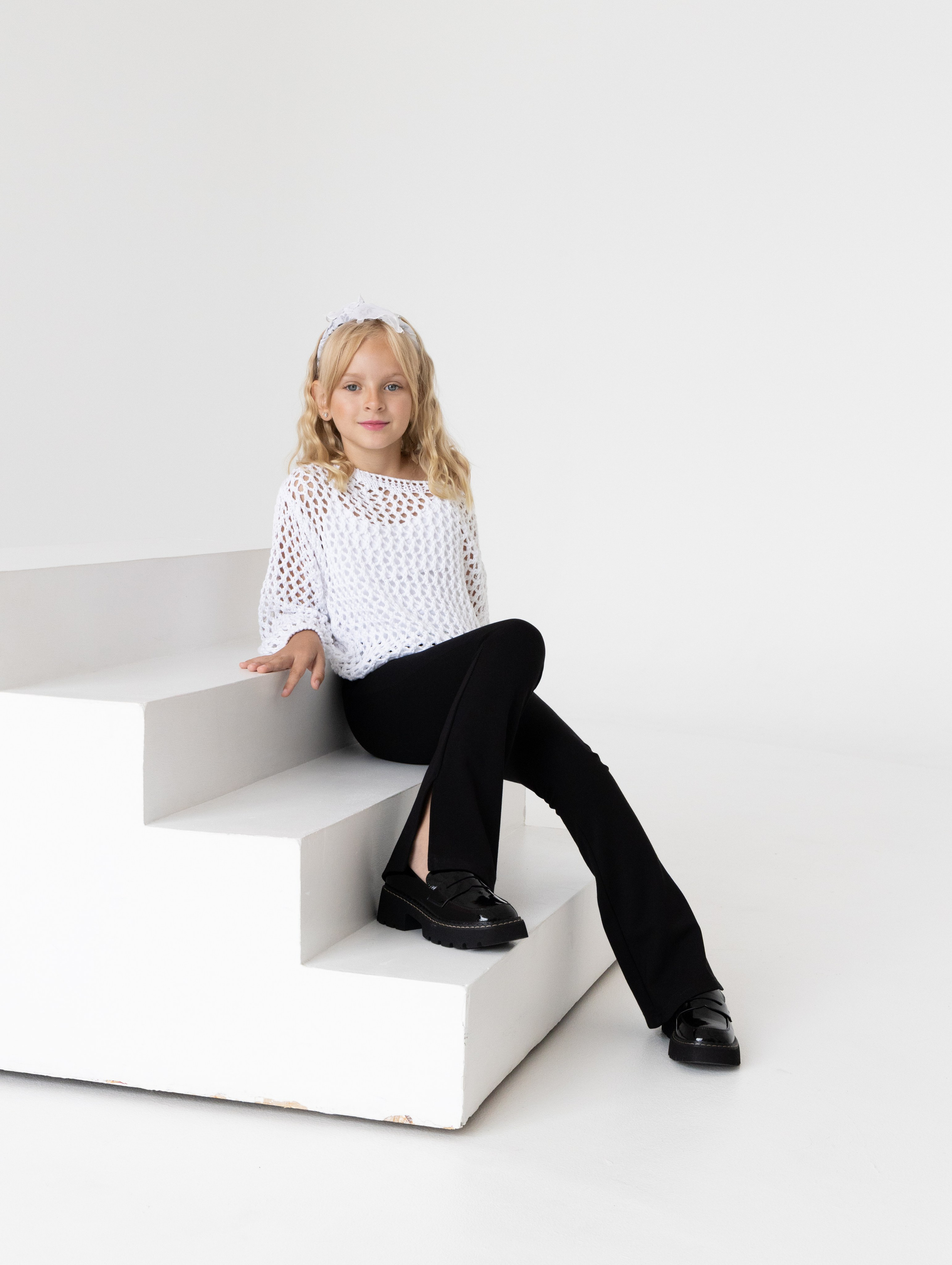 Каталожная съемка детской одежды для маркетплейса. Фотограф в Новосибирске Анна Полторацкая