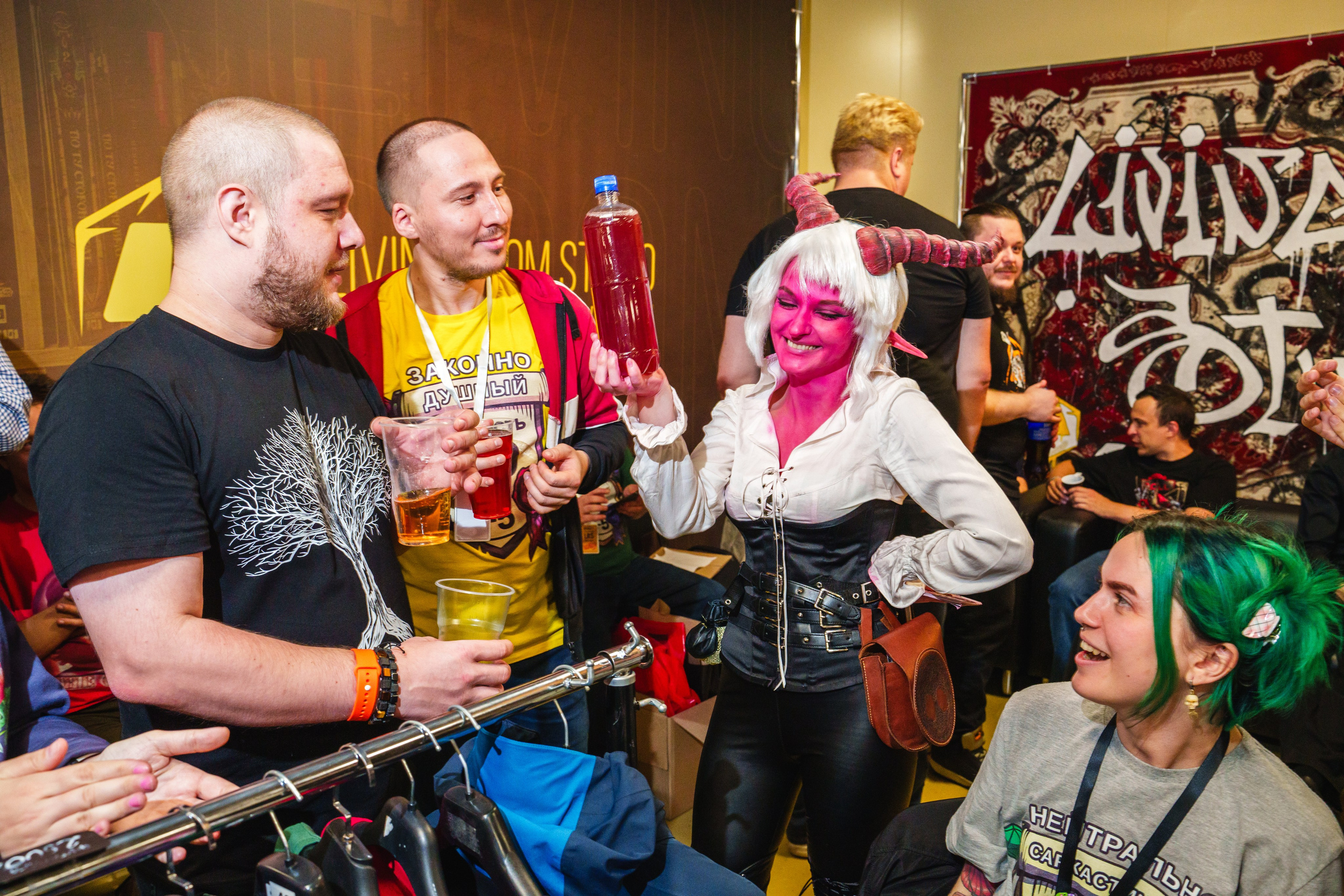 Living room studio. Ролекон 24. Великолепный фотограф Александр Захарченко