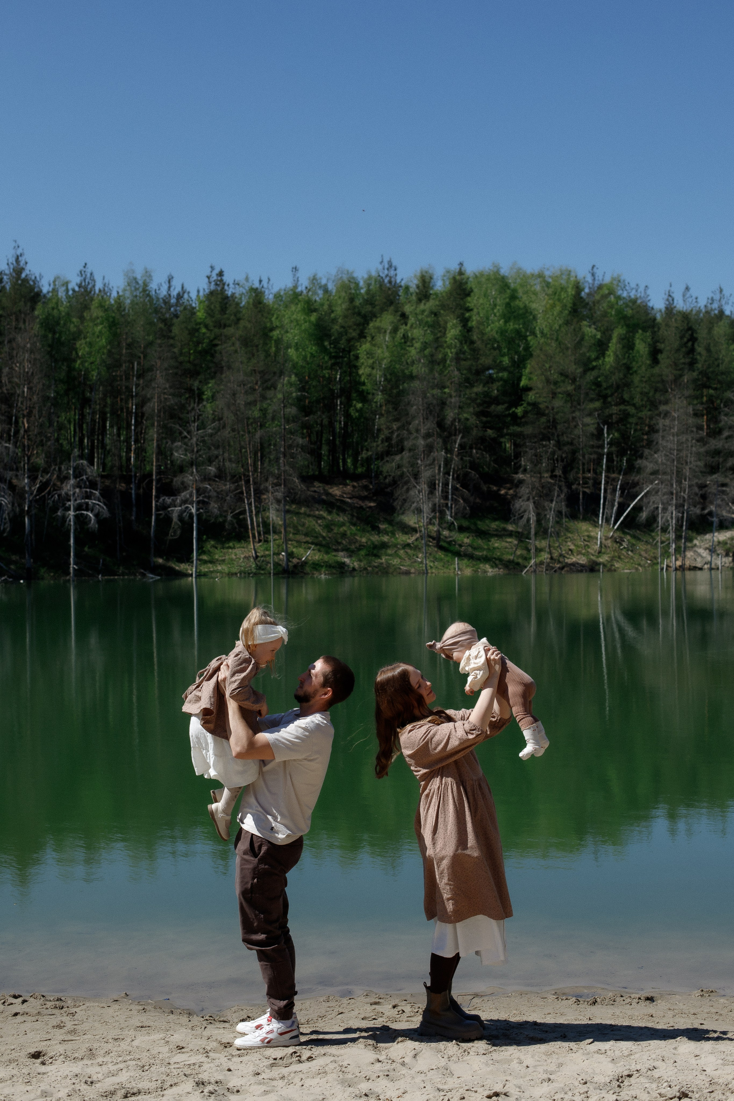 Семейная съемка на карьере. Фотограф Карпачан Анастасия