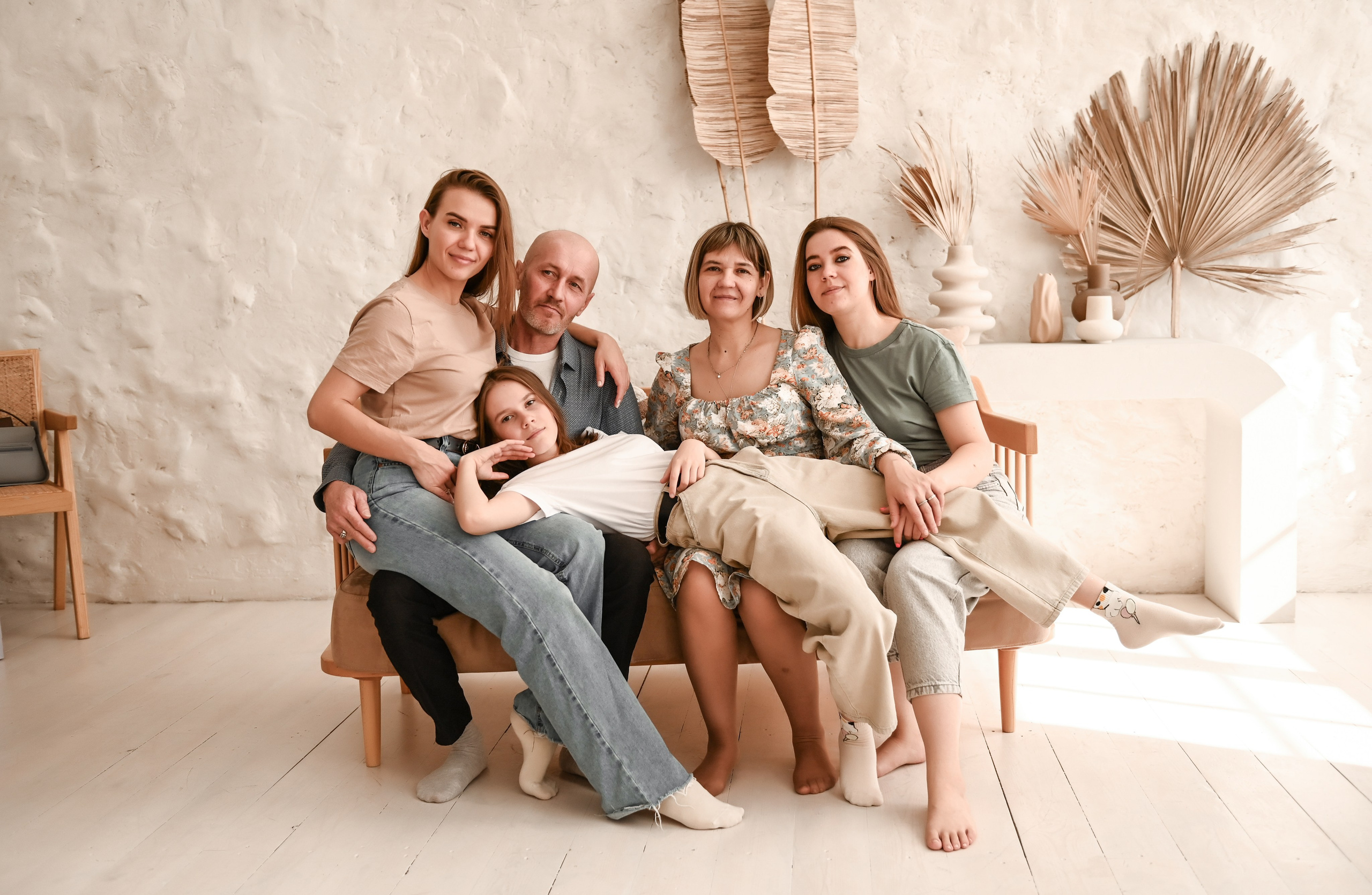 Семейная студийная  фотосессия 2. Свадебный, семейный, детский, контент фотограф в Омске Максим Ильин