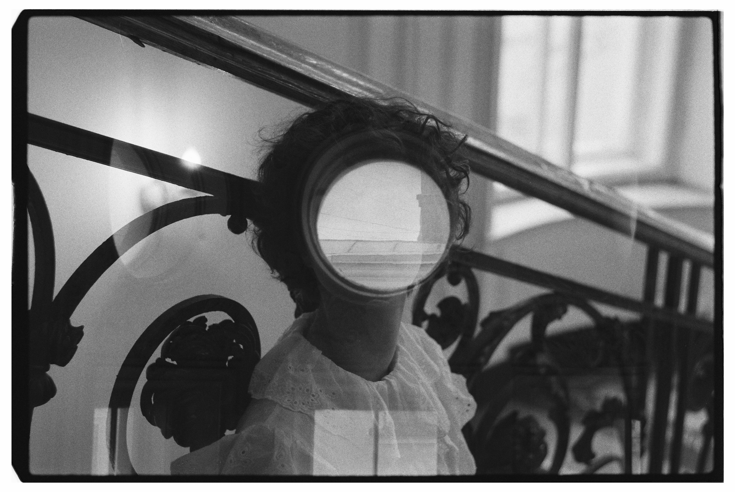 Прогулочная портретная фотосессия на плёнку для Полины в СПб. Светлана Гопанюк. Портретный фотограф. Санкт-Петербург. СПб