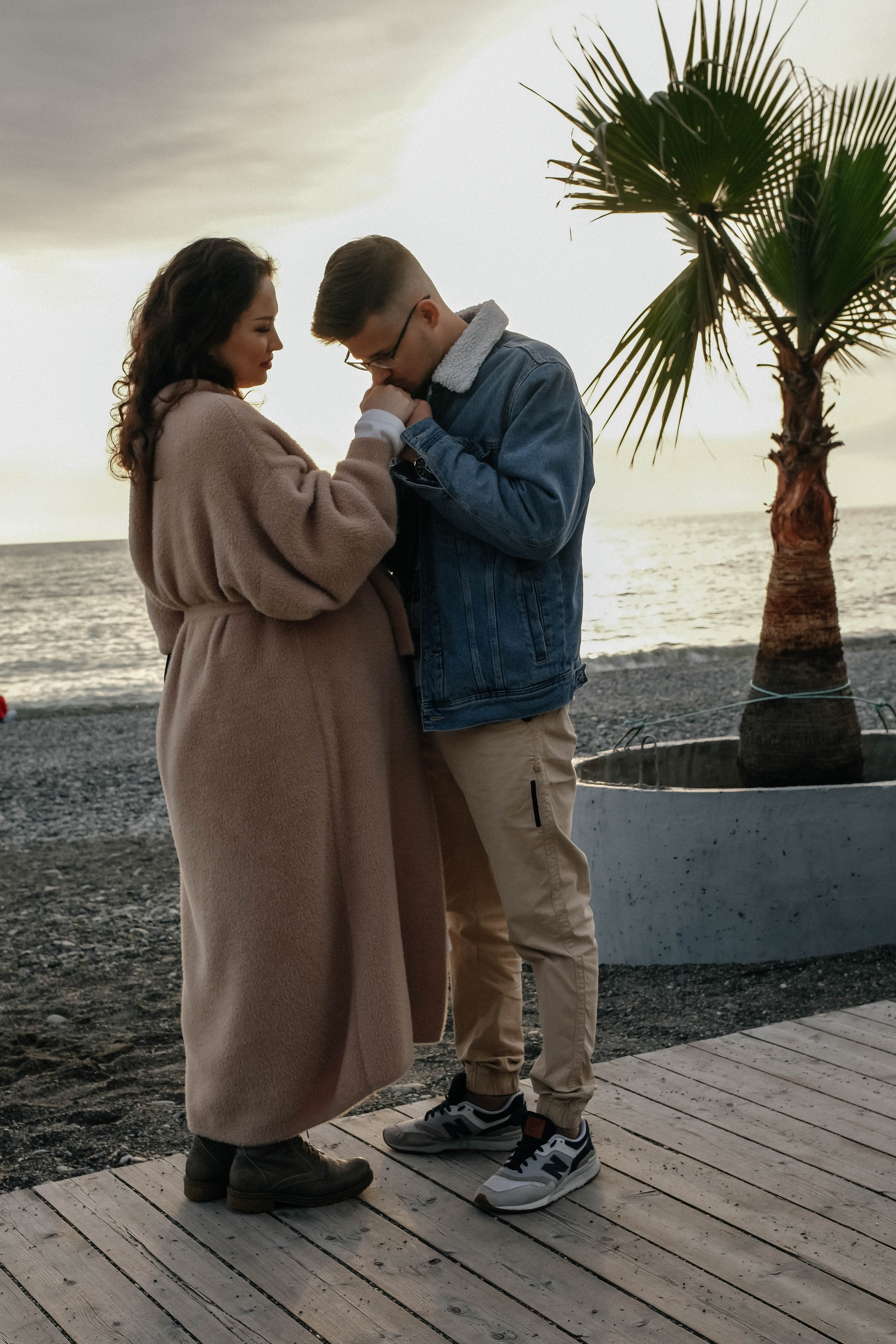 В ожидании чуда (ЖЕня и Женя). Главная