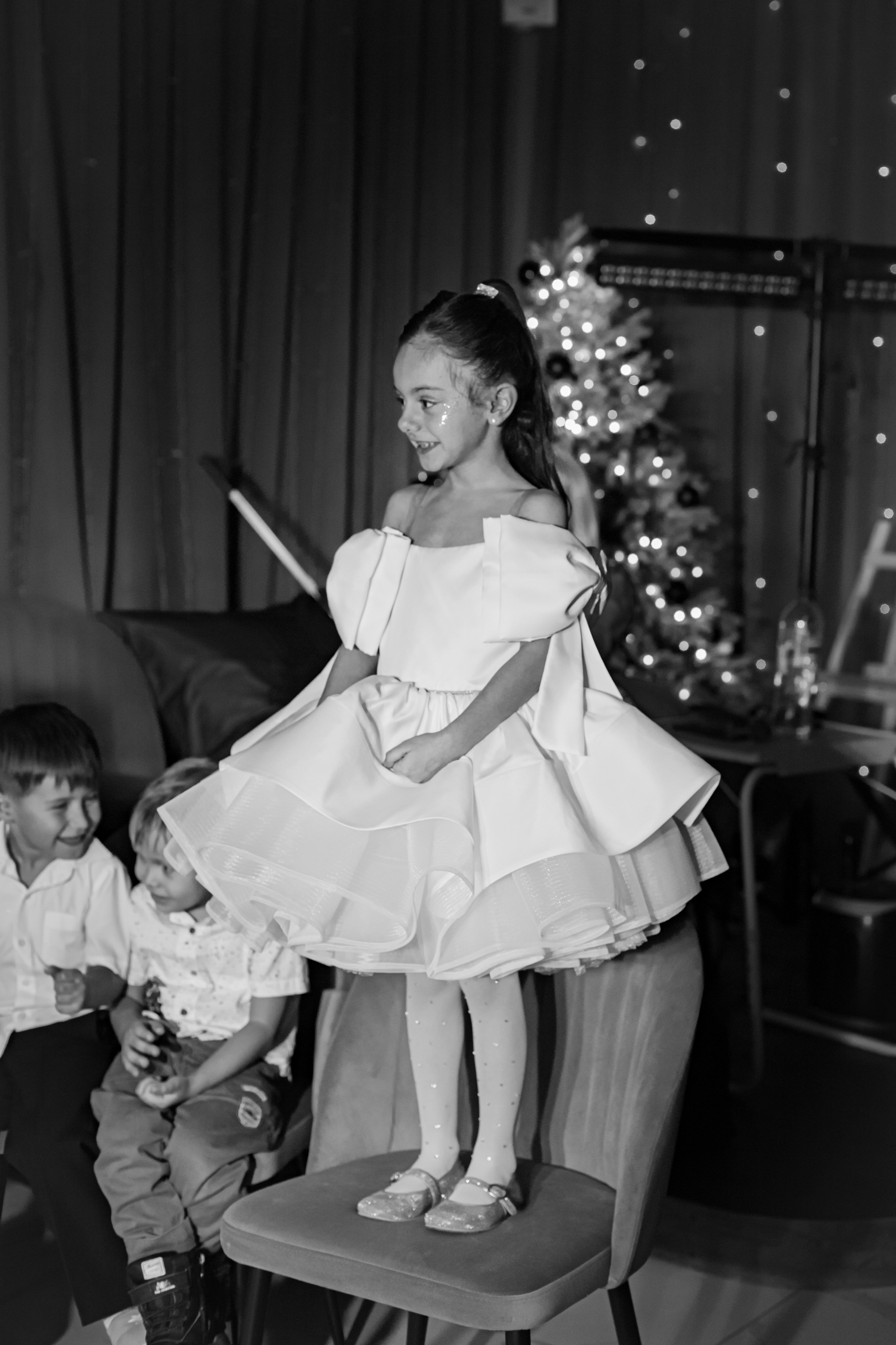 ASIA'S BIRTHDAY PARTY. Photokarish