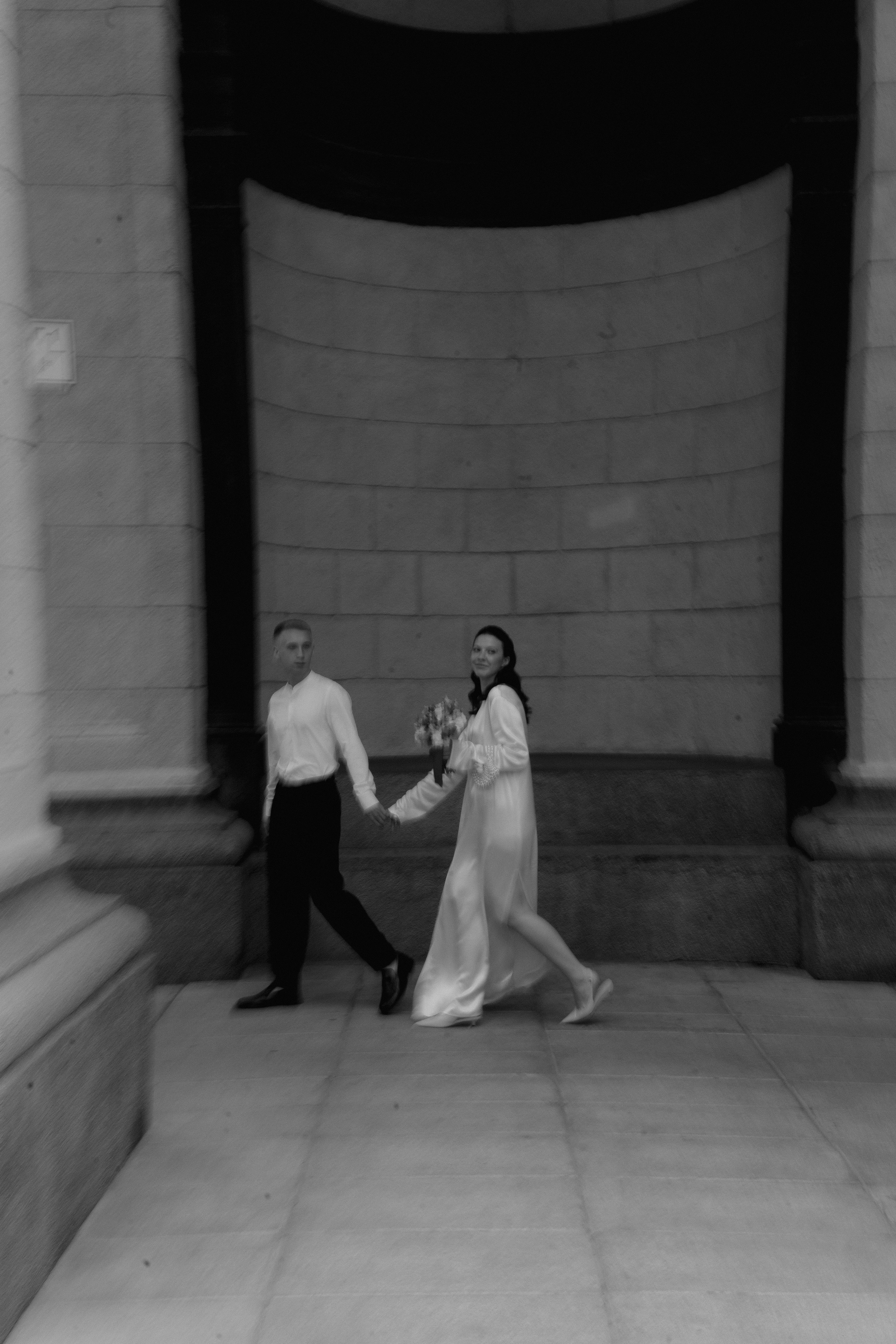 Никита и Аня в городе. Семейный, портретный фотограф Новосибирск. Оля Адова