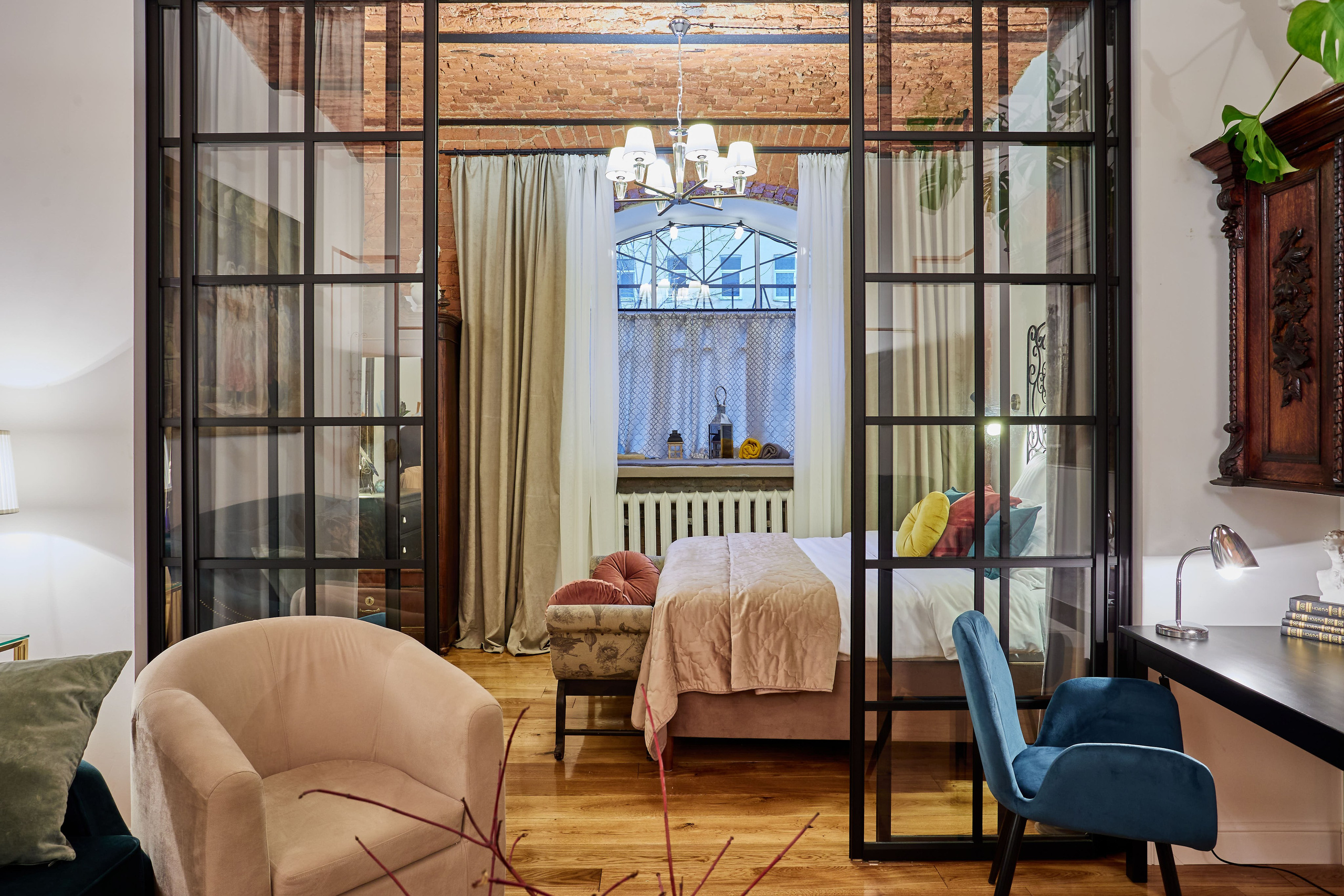 Английский пр. 17-19. Фотограф Александра Иванова