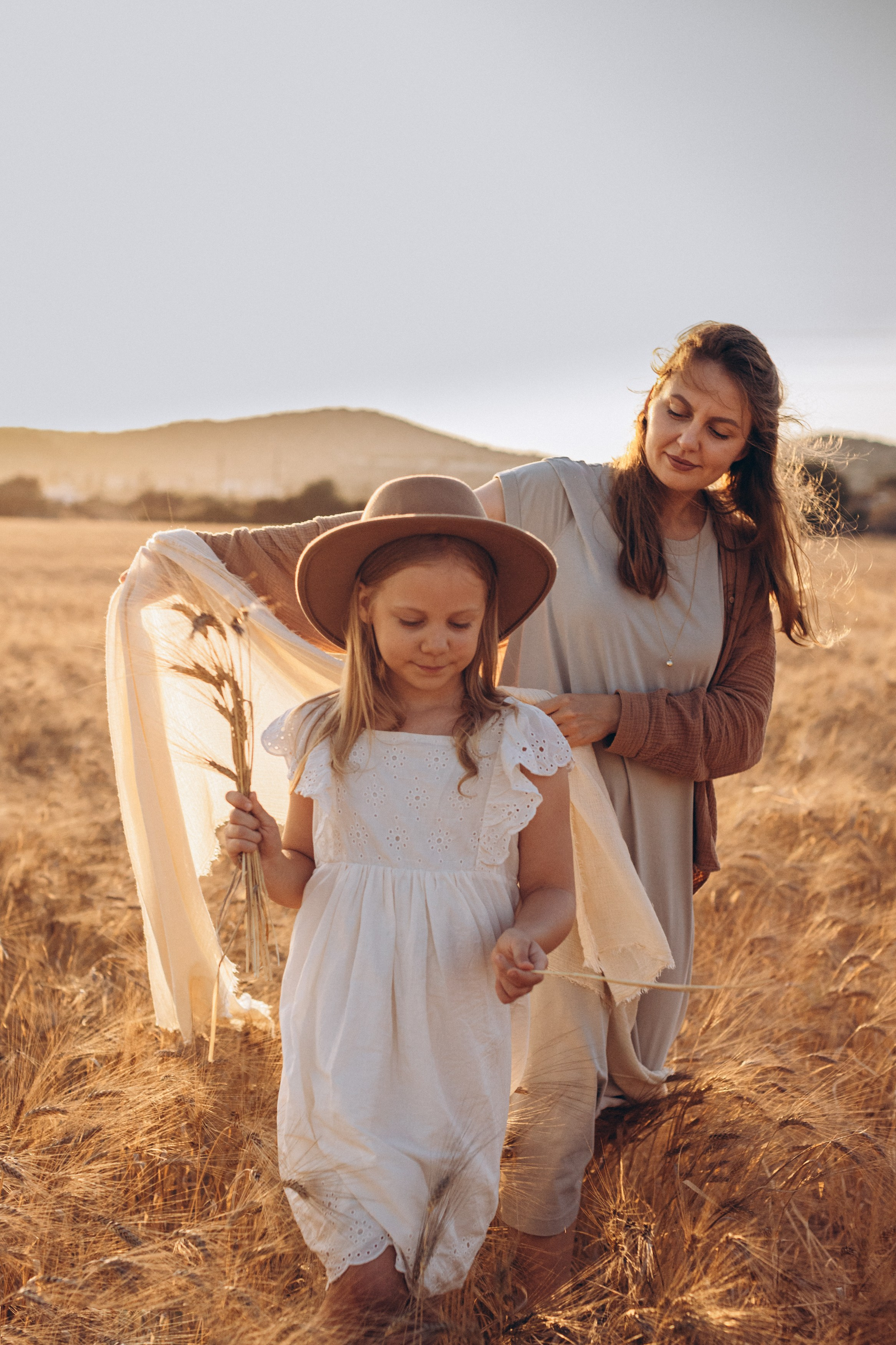 Golden fields, happy hearts. Katerina Nord | Wedding and Couple Photographer in Germany and Europe