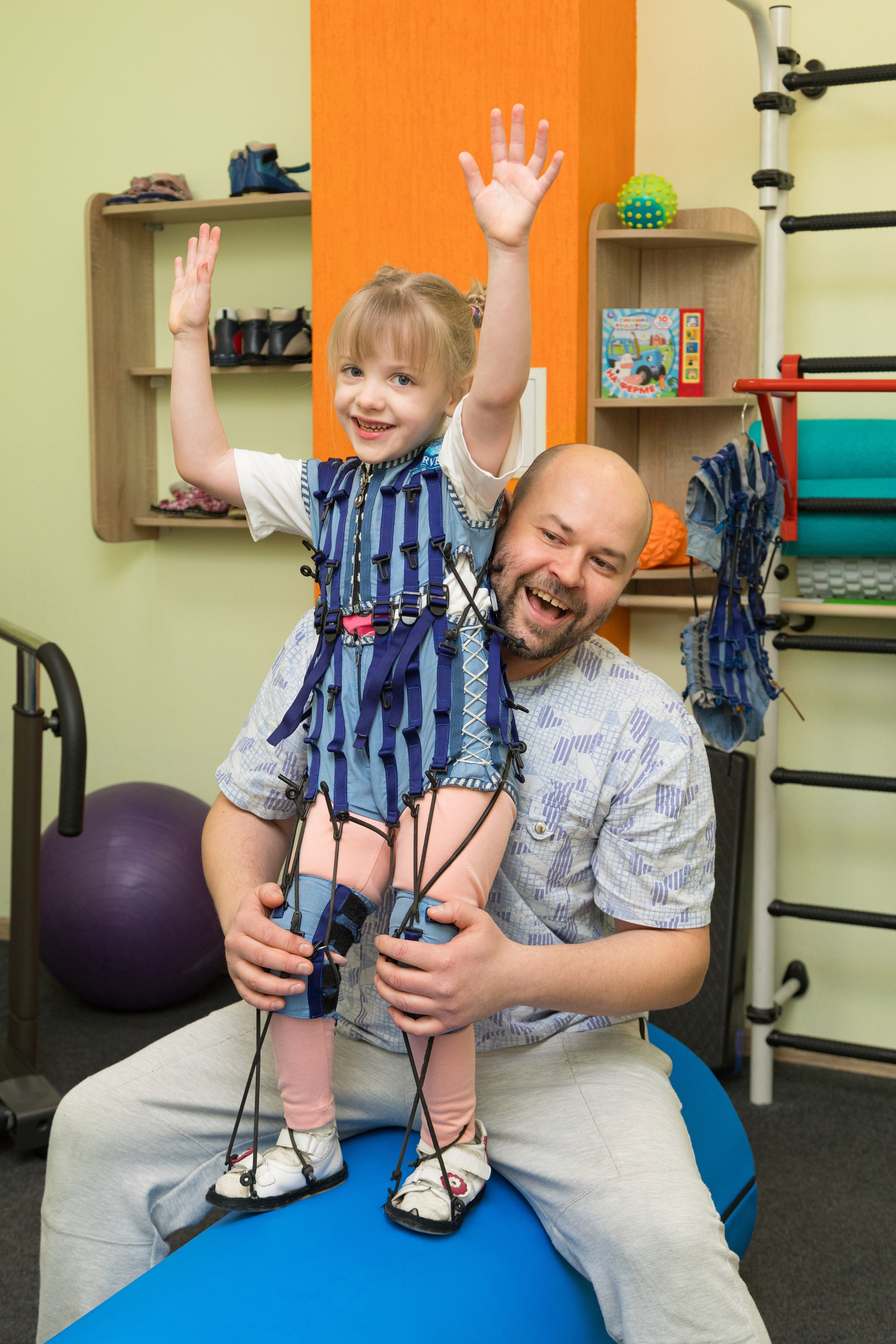 Для детского реабилитационного центра Первый шаг. Детский и контент фотограф Надя Волкова Санкт-Петербург