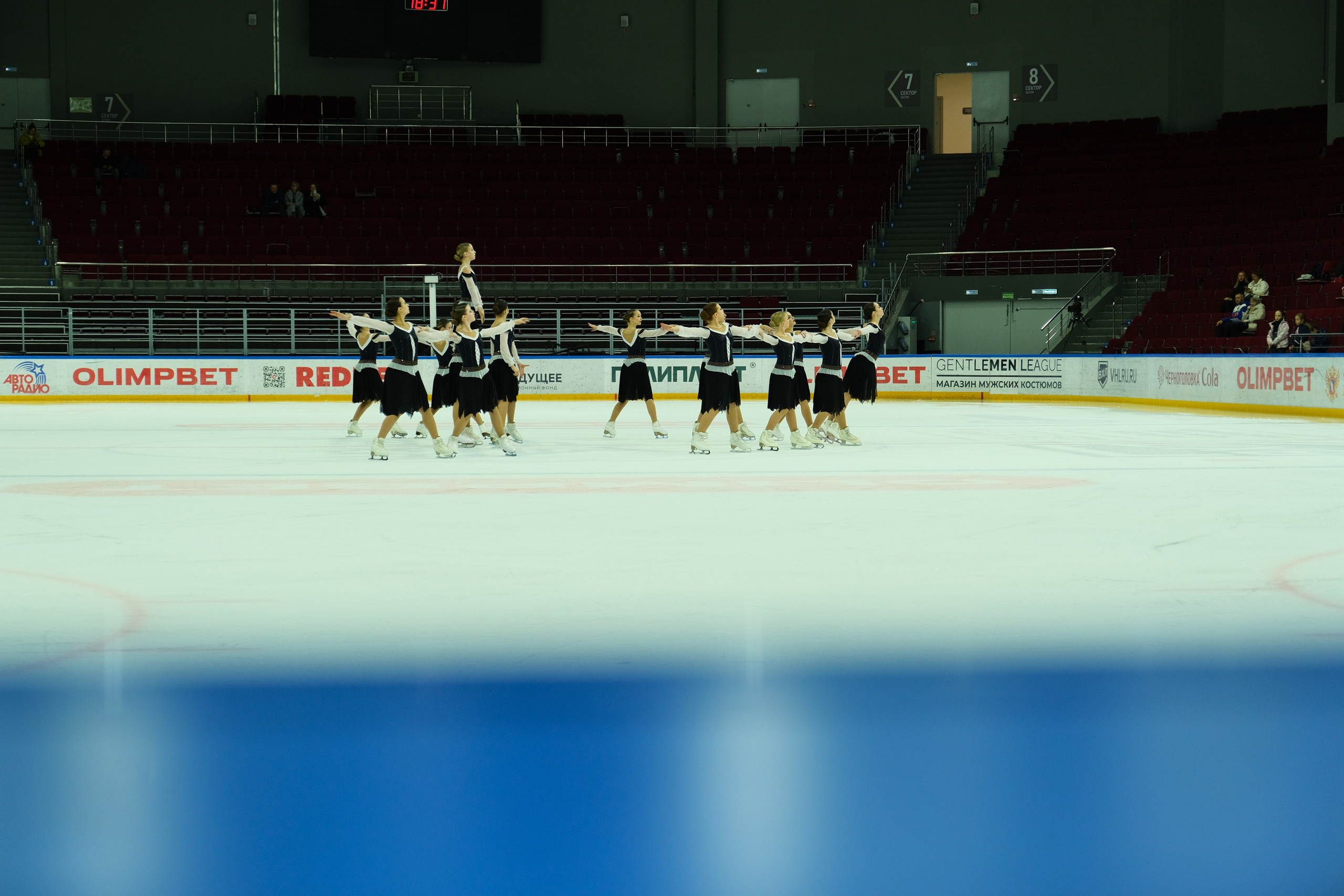 «Самарочка» этап кубка России по синхронному фигурному катанию. Александр Носов. Портретный и репортажный фотограф в Самаре