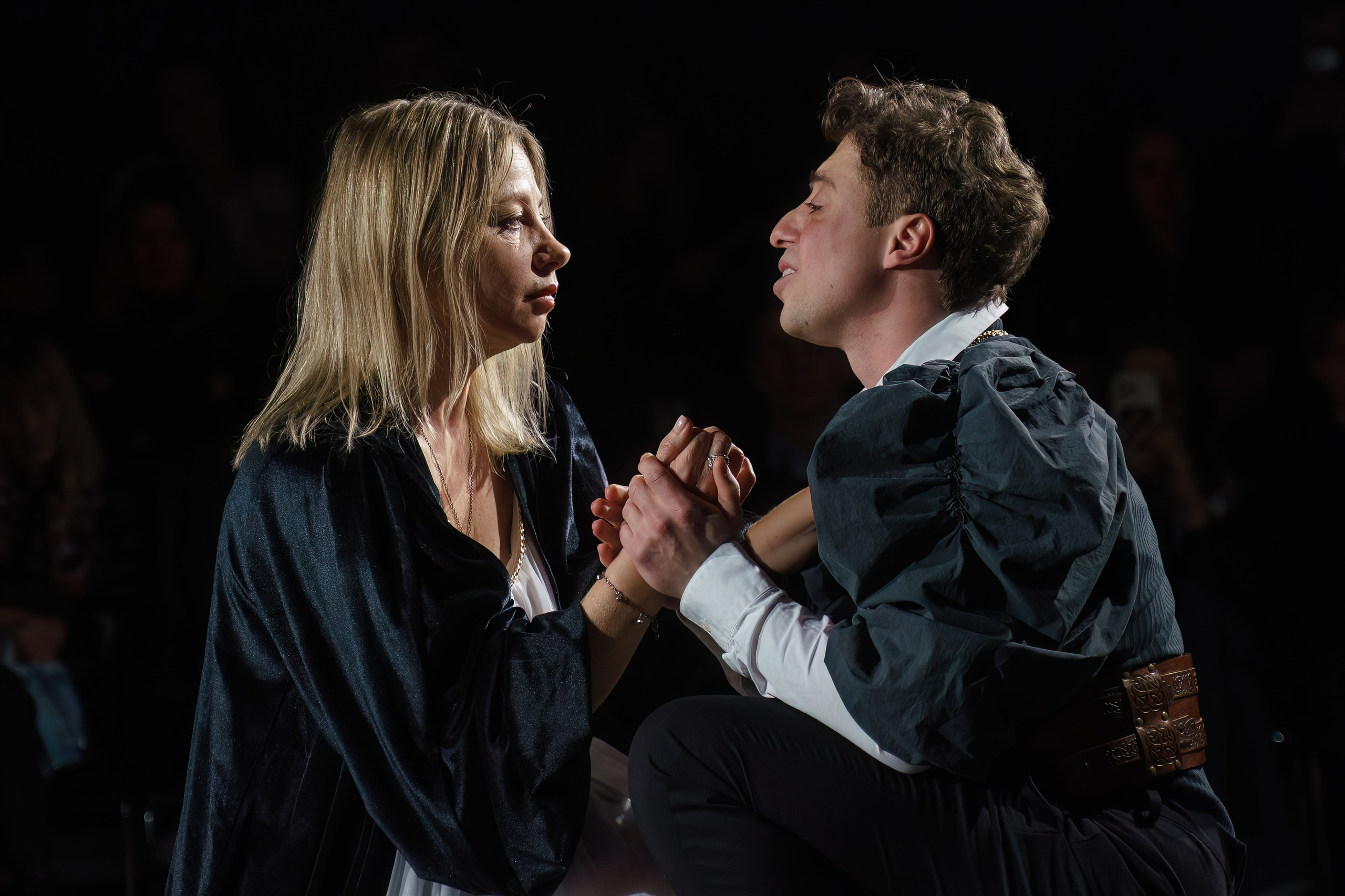 Отрывки из пьес. Продвинутые курсы по обучению актерскому мастерству. Театральная фотография