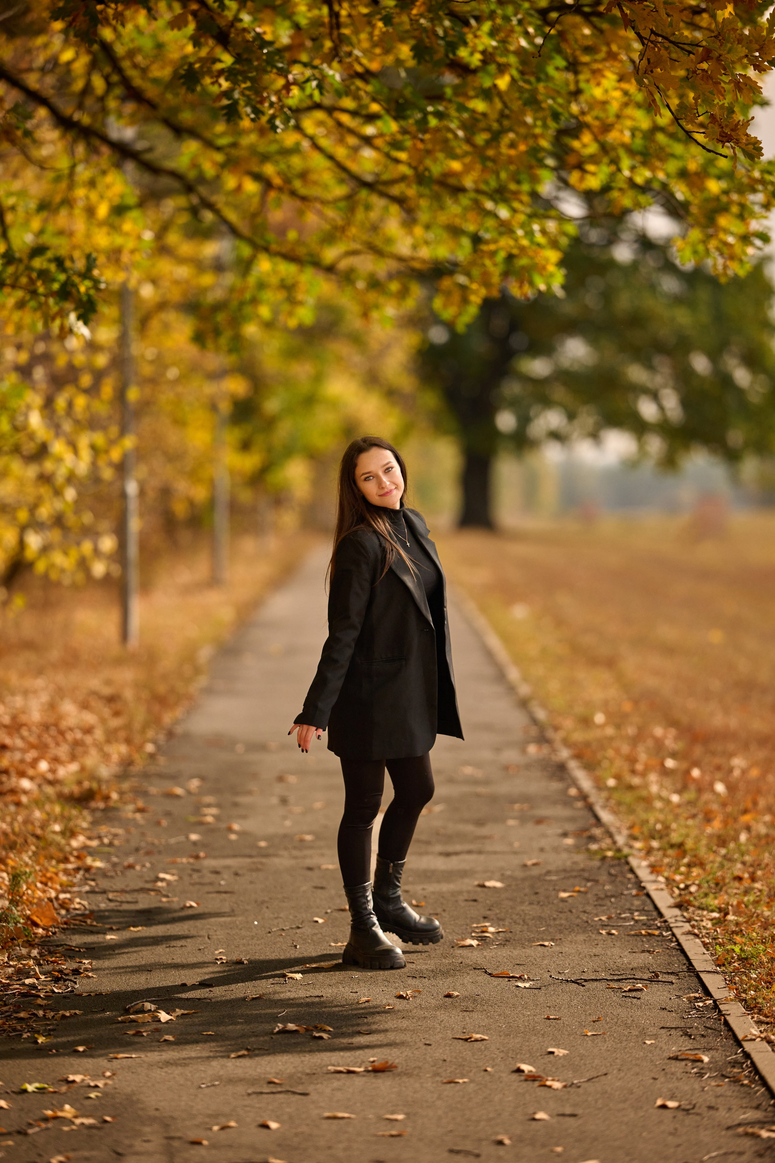Фотосессия Елизаветы в осенних красках Старого Оскола. Профессиональный фотограф Старый Оскол, Губкин — свадьба, венчание, крещение, юбилей и день рождения