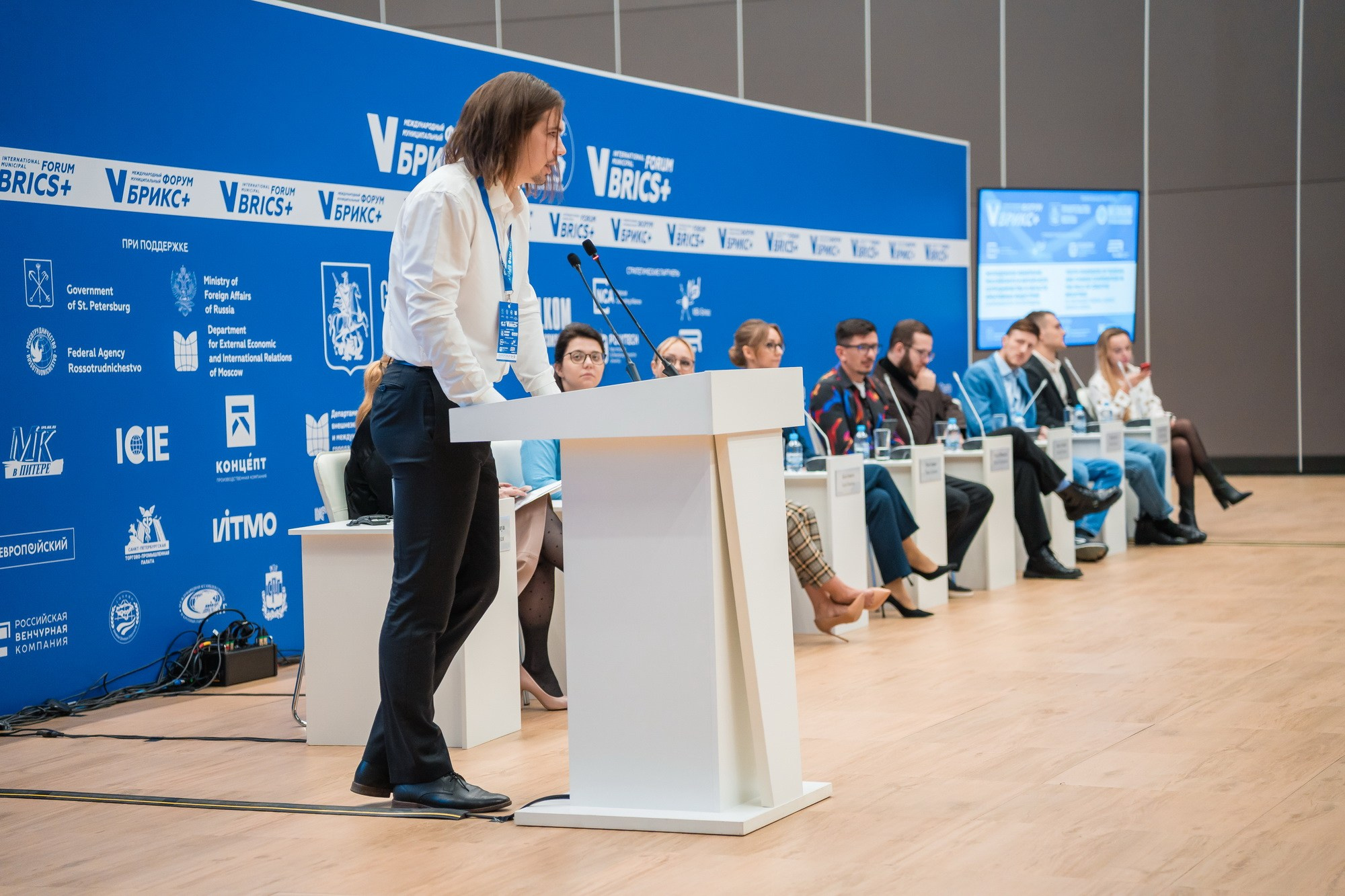 V ММФ БРИКС+ 2023. Фотограф Сергей Лукьяненко