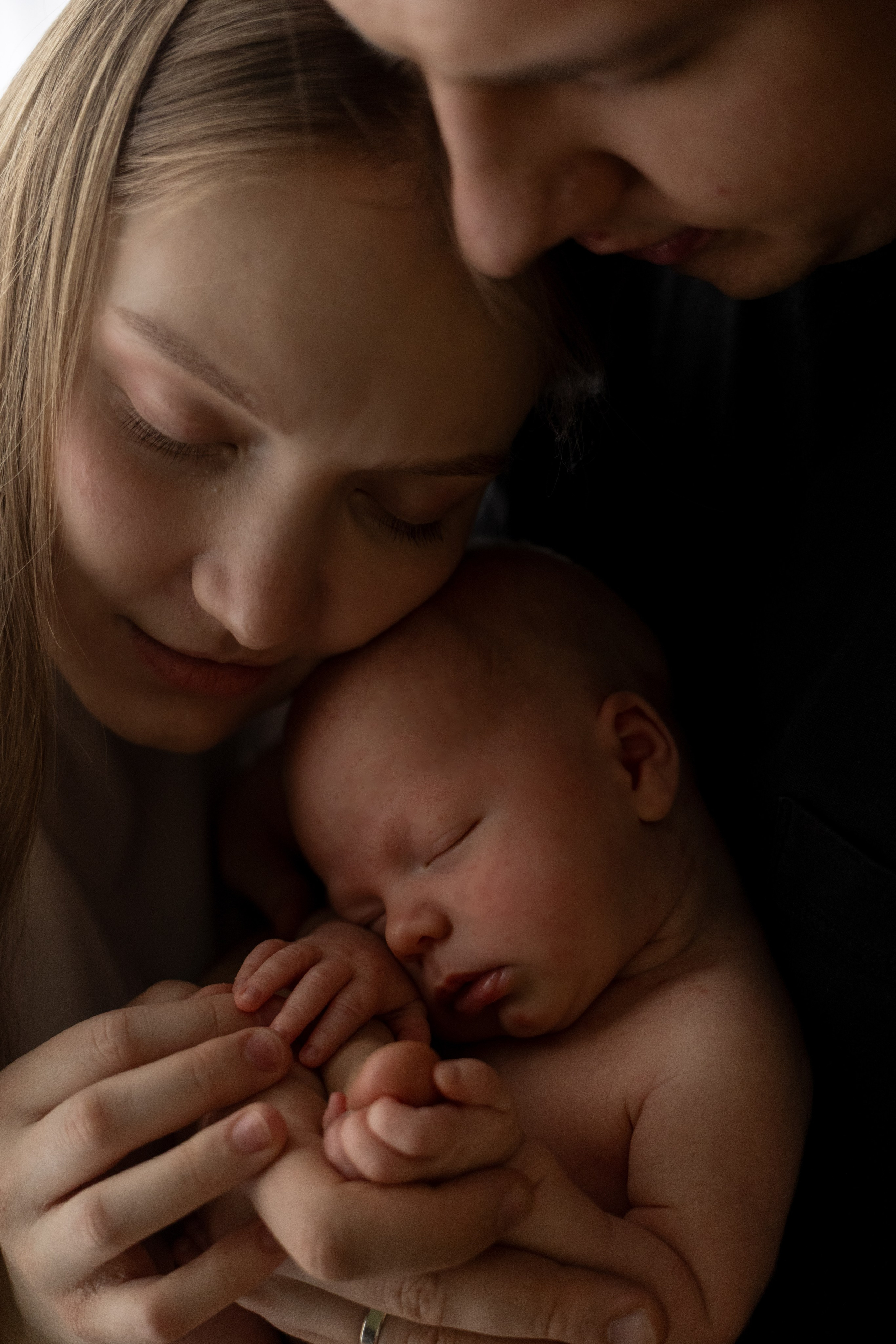 Новорожденный Мирослав. Фотограф Артем Бросов в Санкт-Петербурге и Дубае