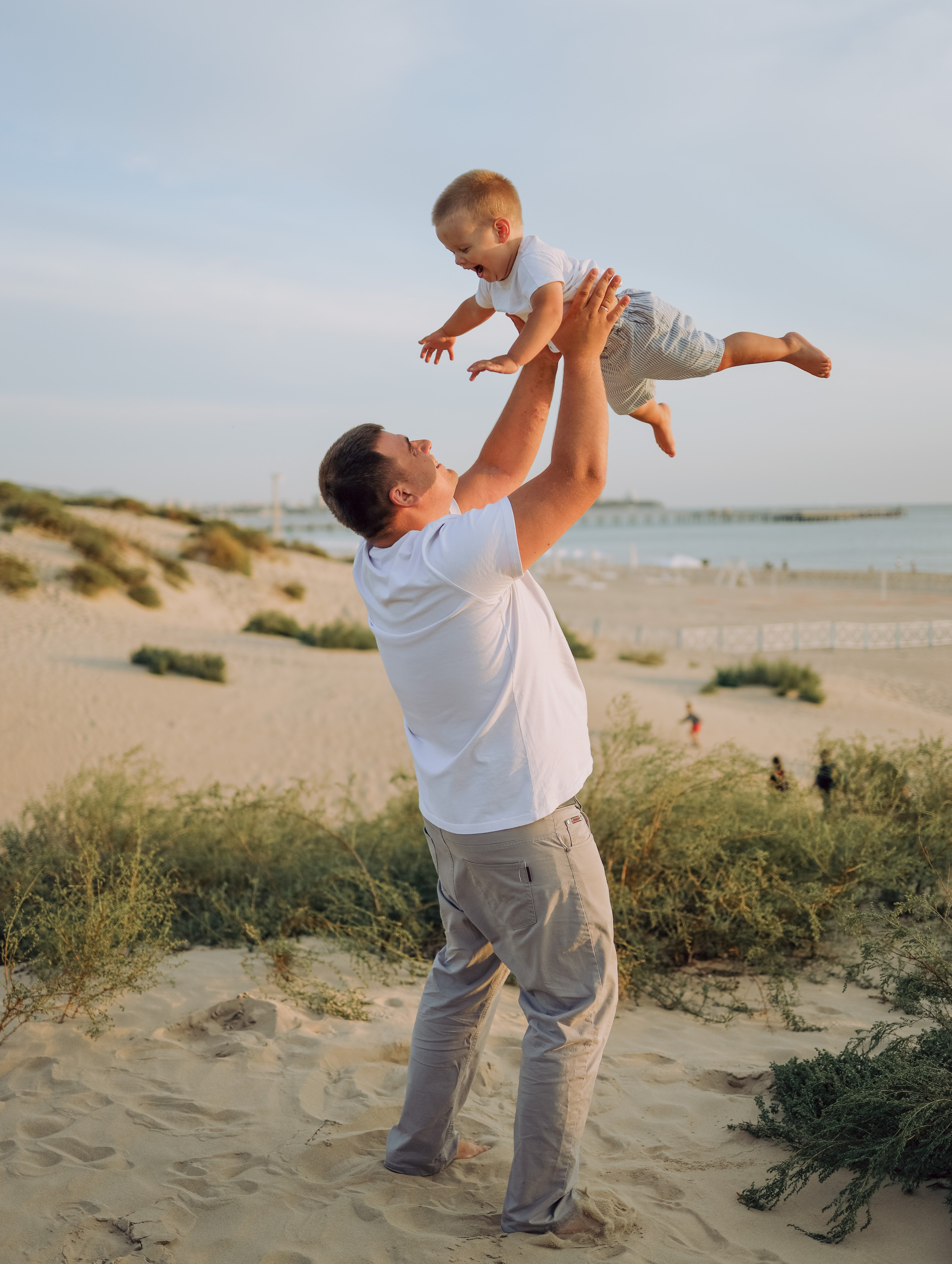 Александр. Главная