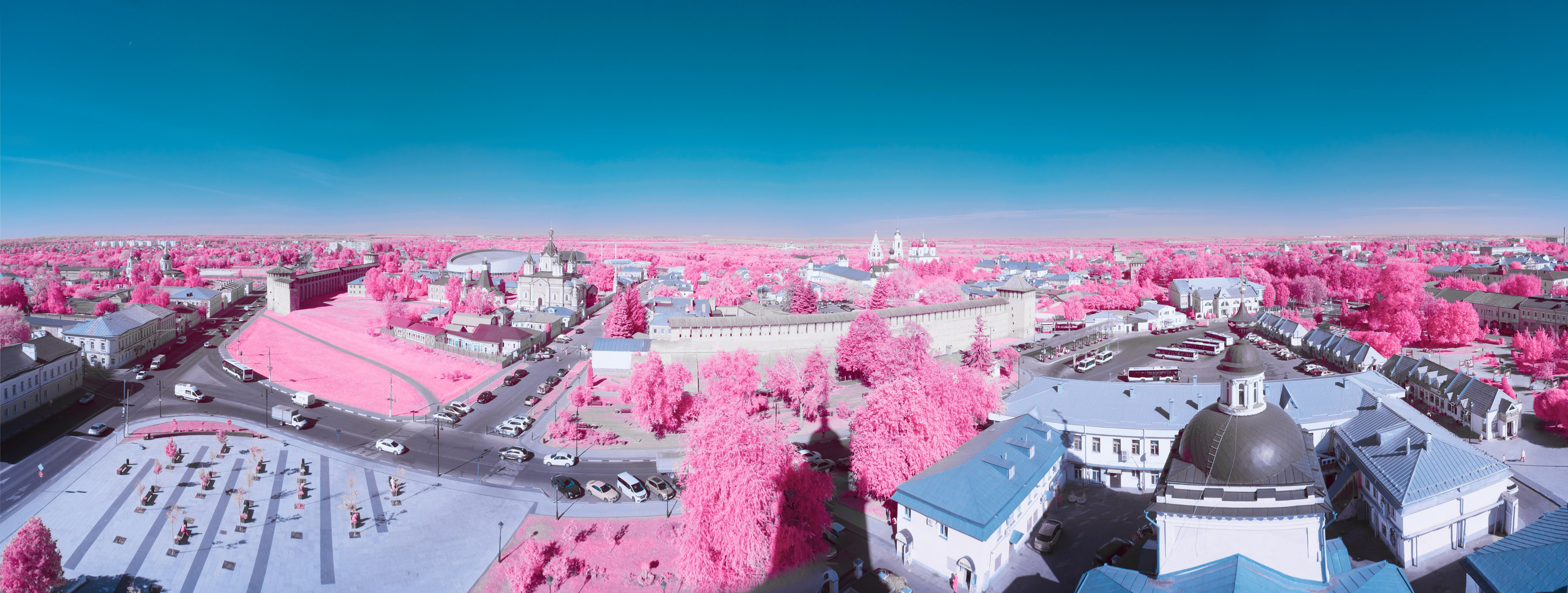 Color — Цветная