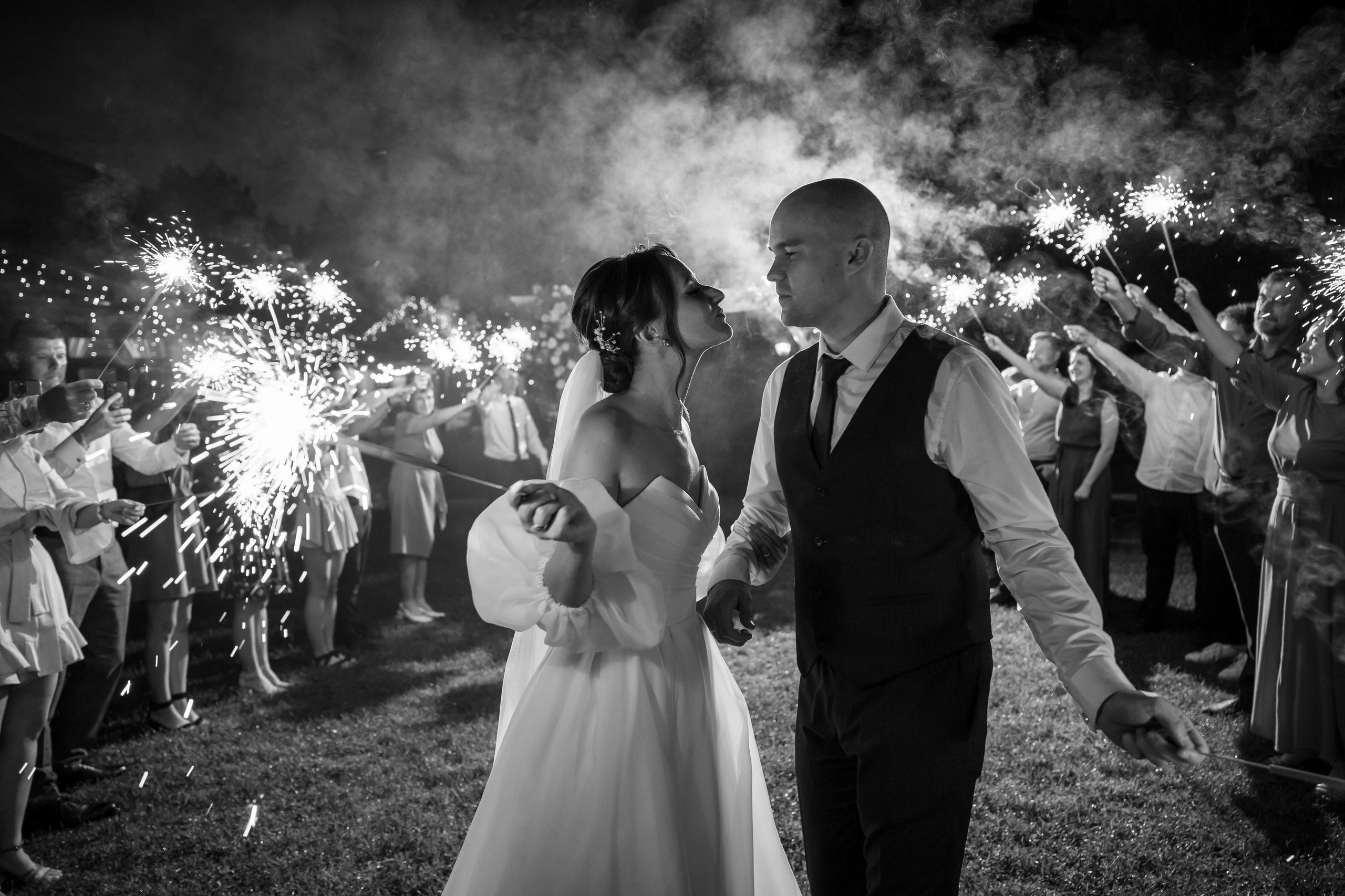 Полина и Дмитрий, загородный клуб «Барин», ЗАГС в г. Пушкино. Свадебный и репортажный фотограф (Москва, Королев и другие)