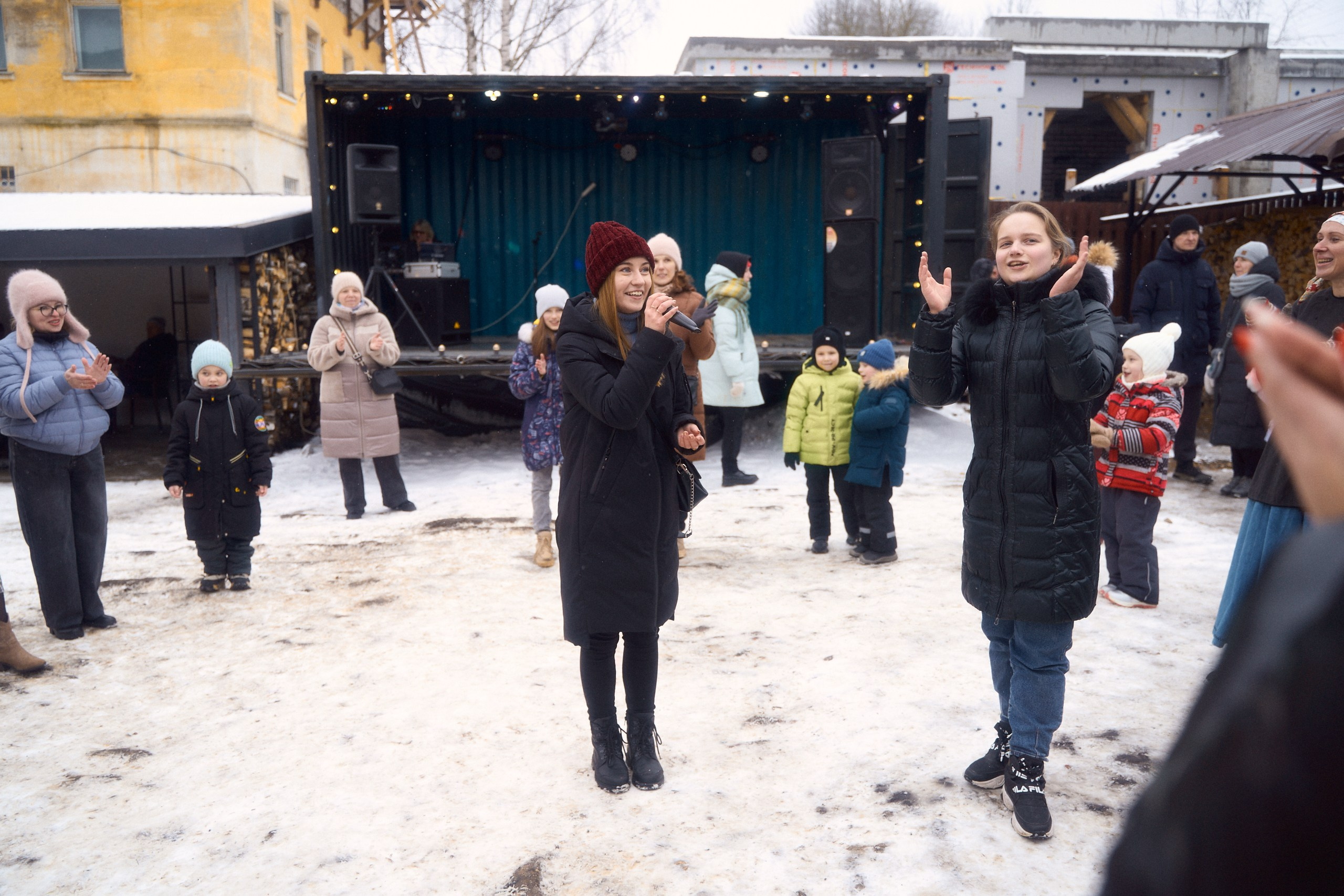 Масленица в Торжке 2 марта 2025 во дворе оникса