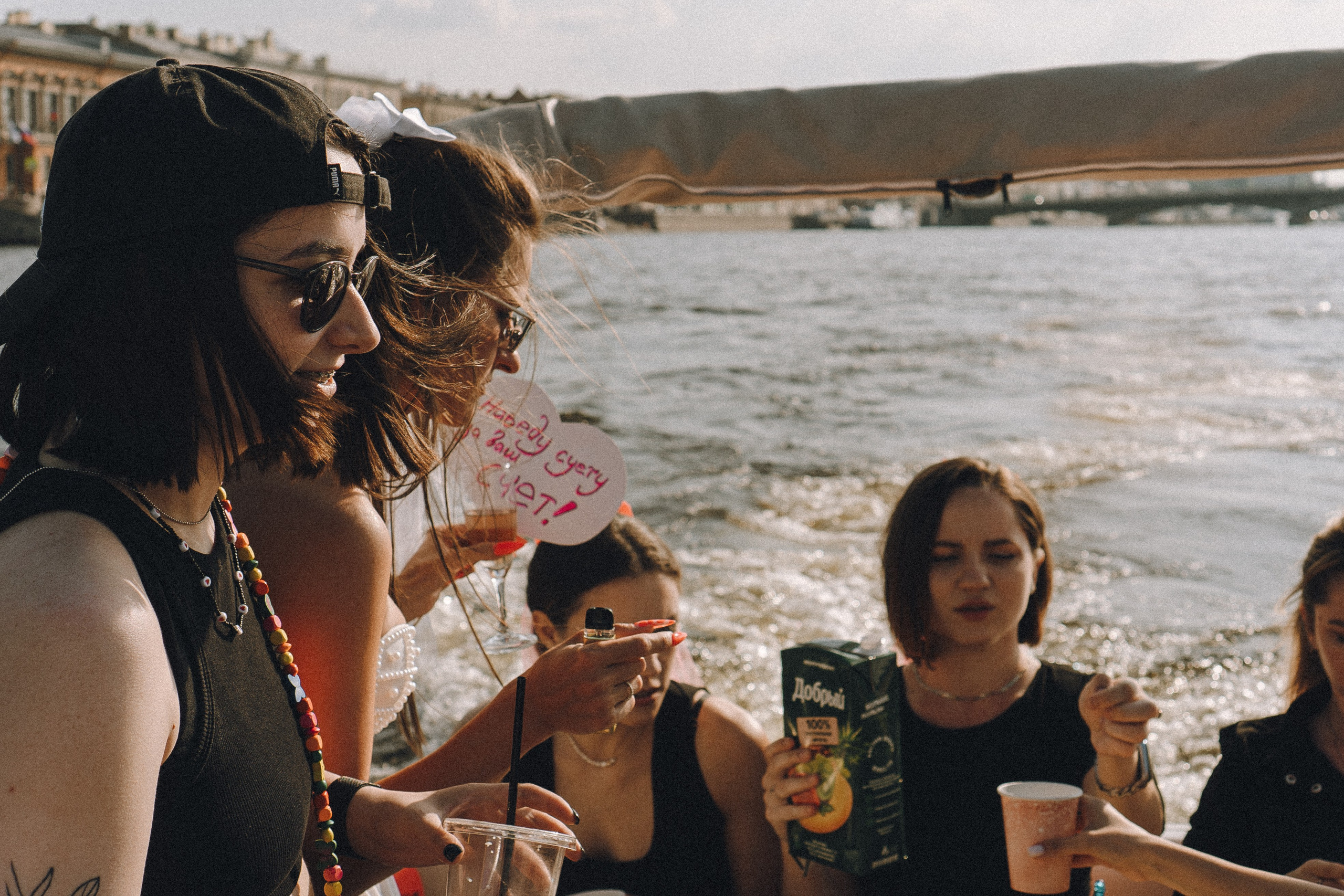 ДЕВИЧНИК НА КАТЕРЕ. Профессиональный фотограф, Санкт-Петербург — Виктория Богомолова