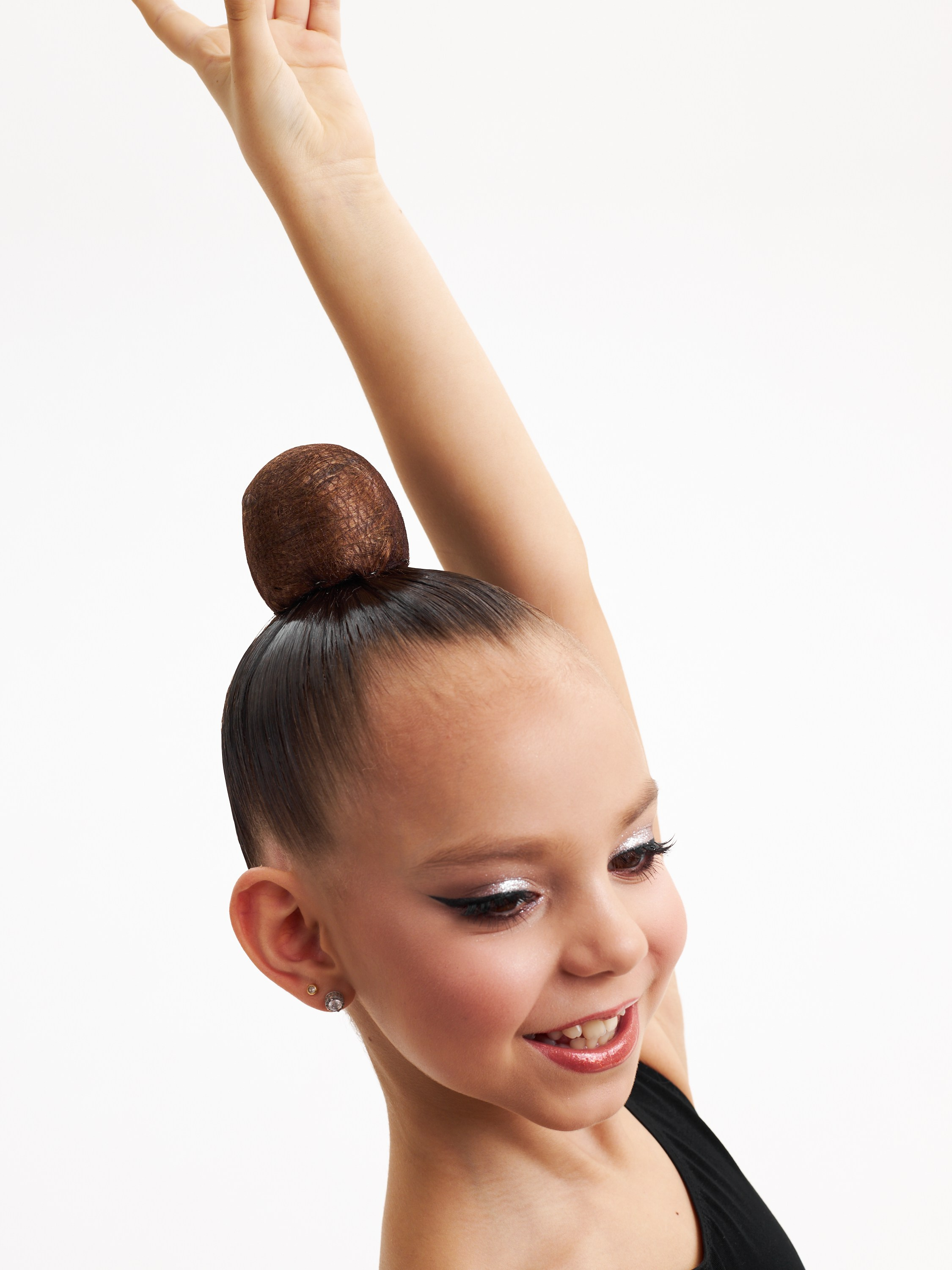 Фотосъемка украшений для волос Екатеринбург Wildberries ВБ Ozon Озон предметная съемка Екб заказать цена фотосъемка товара WB аксессуары. Фотограф Екатеринбург Анастасия Жерновская | Маркетплейсы и нейрофото