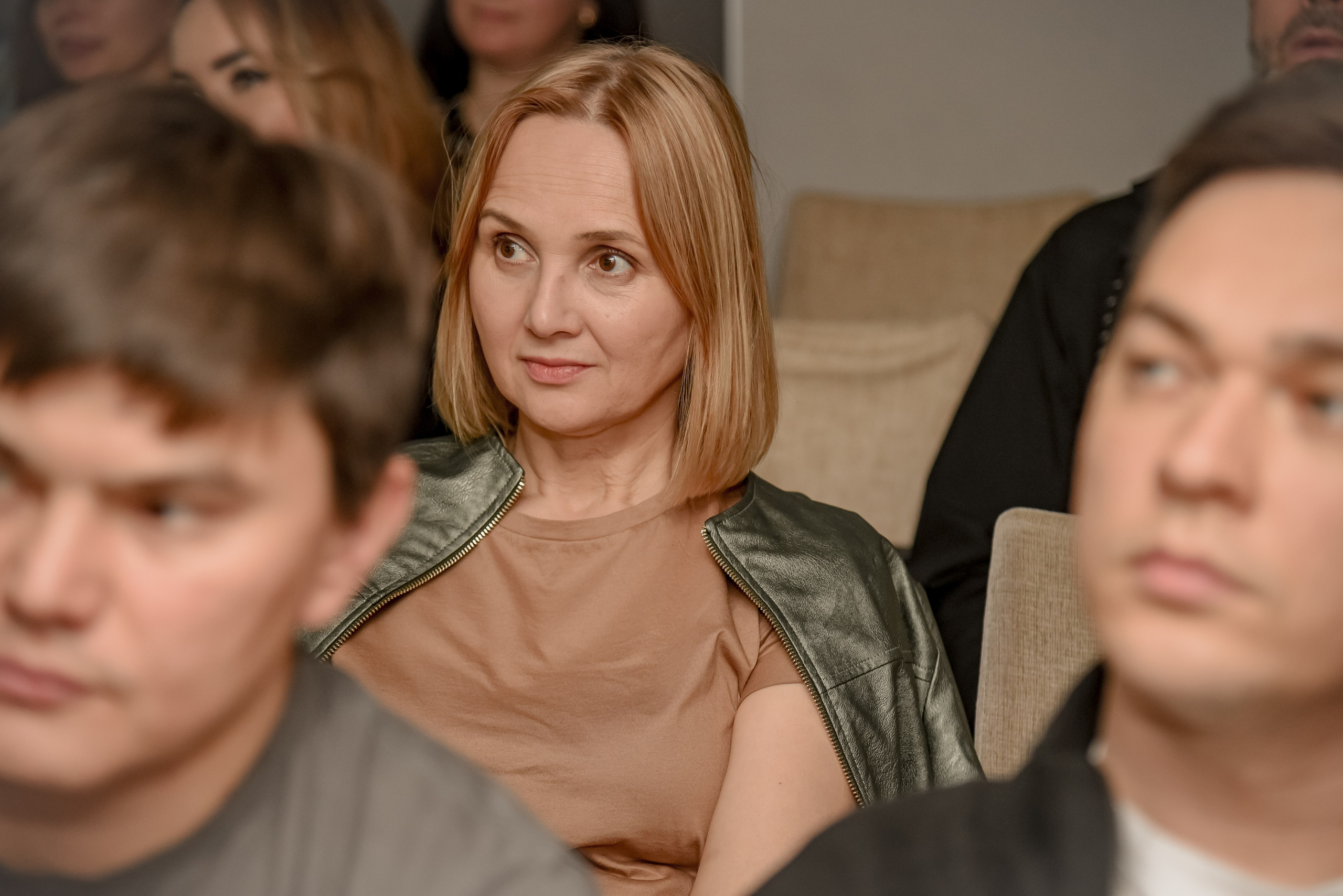 Конференция дизайнеров. Семейный и свадебный фотограф в г. Уфа Динара