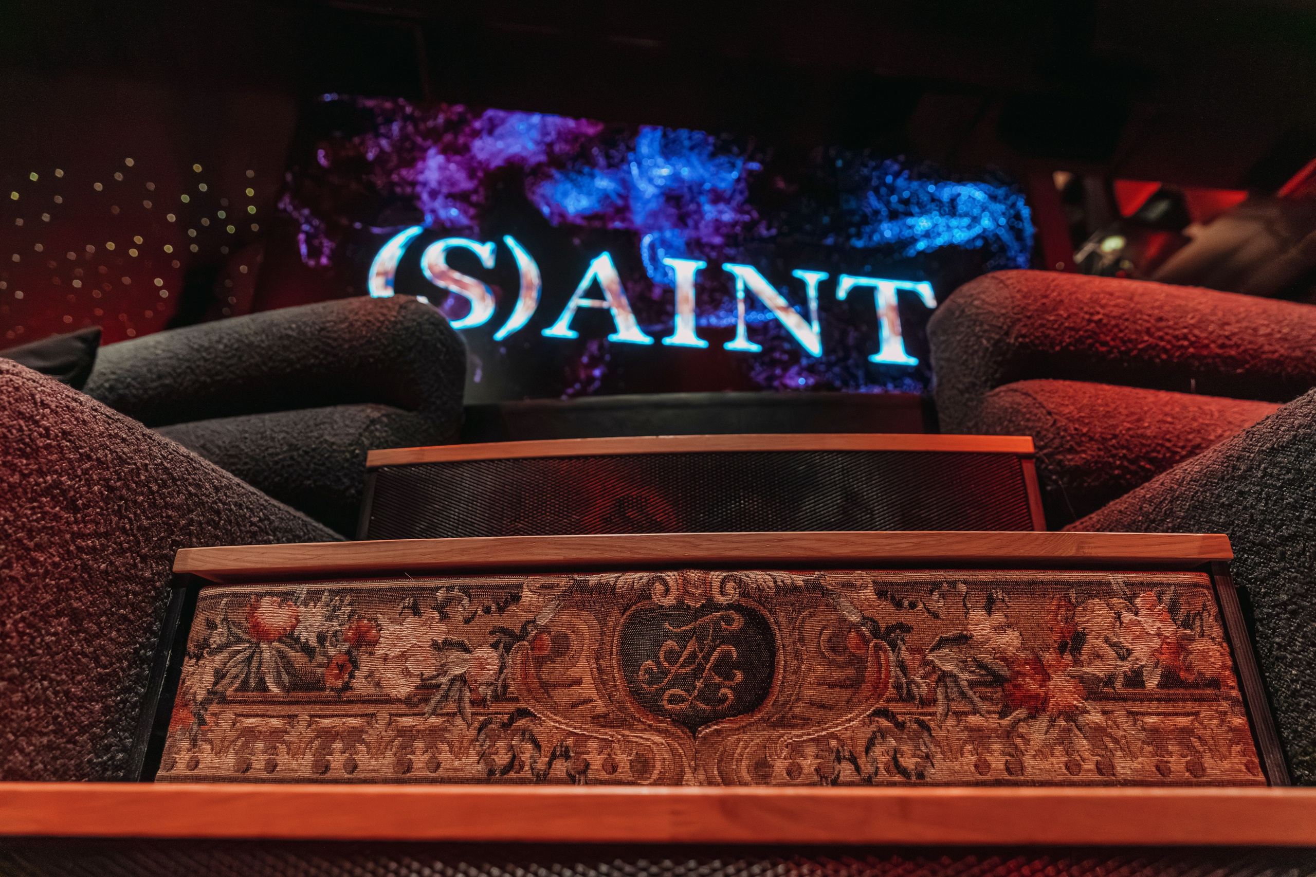 (S)AINT. Репортажный фотограф в Санкт-Петербурге Жолудев Владислав