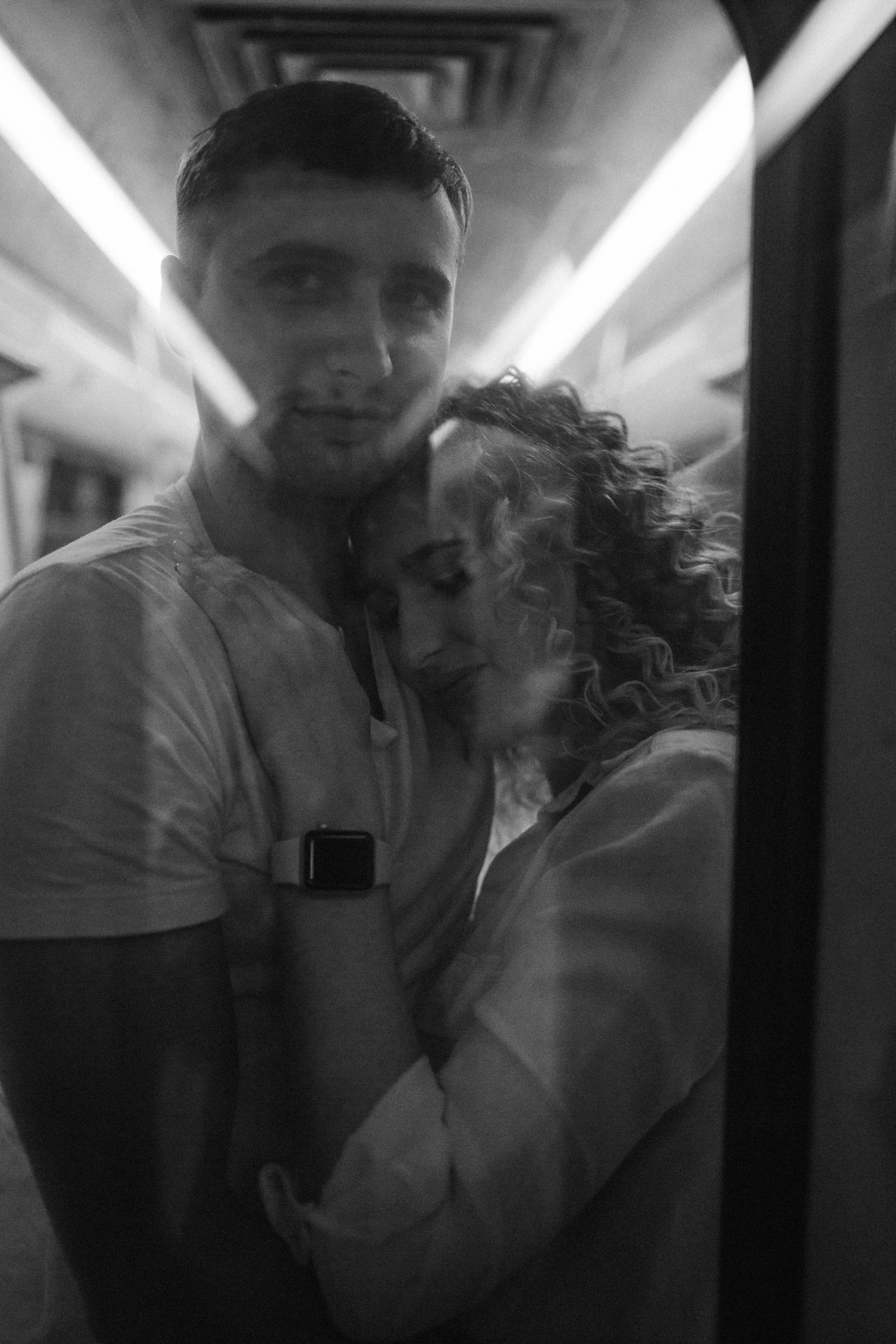 В метро. Свадебный и семейный фотограф Спб Бошман Ирина