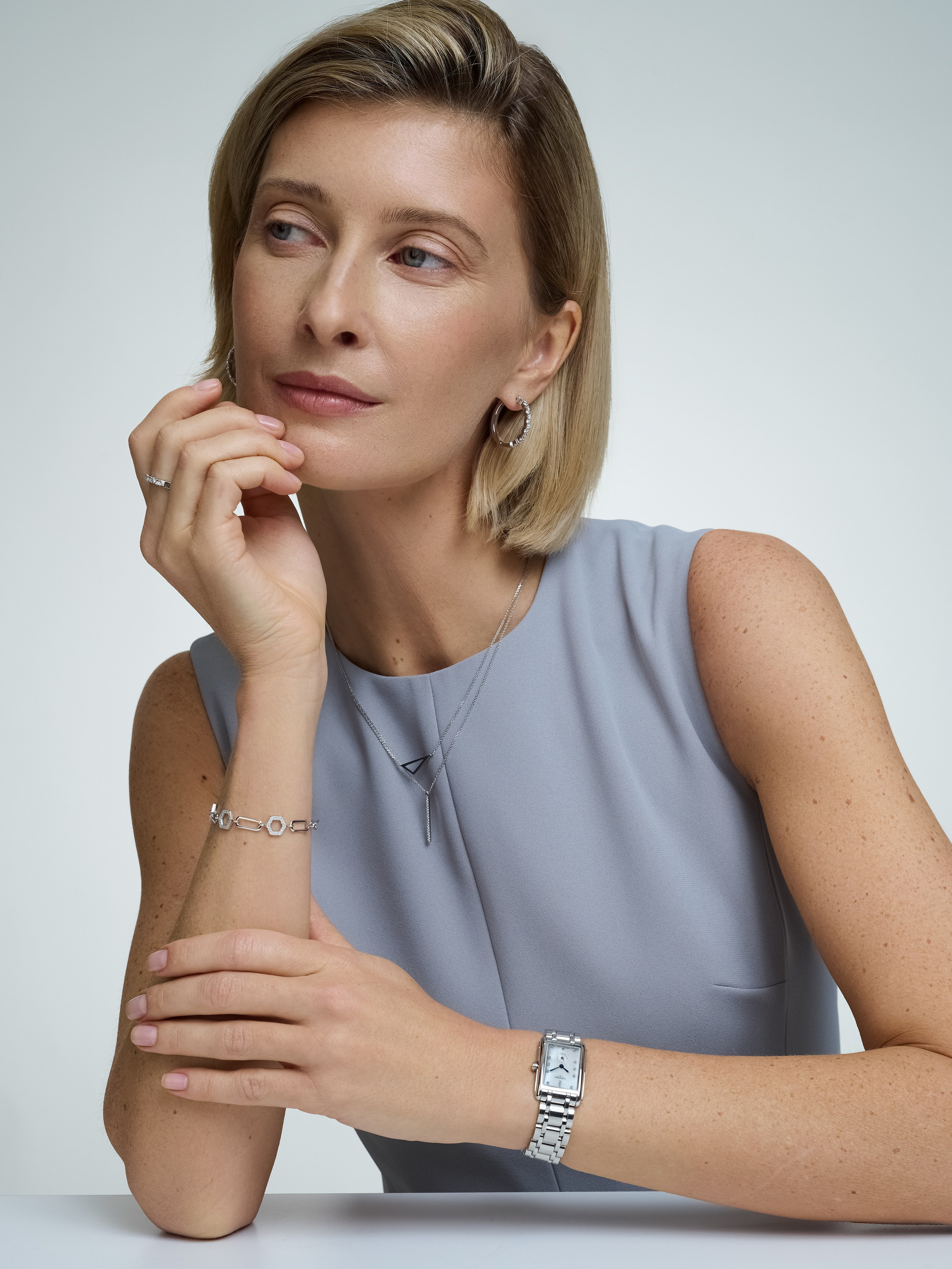 Каталог для бренда AllTime. Фотограф для брендов в Москве Ксения Чупрунова