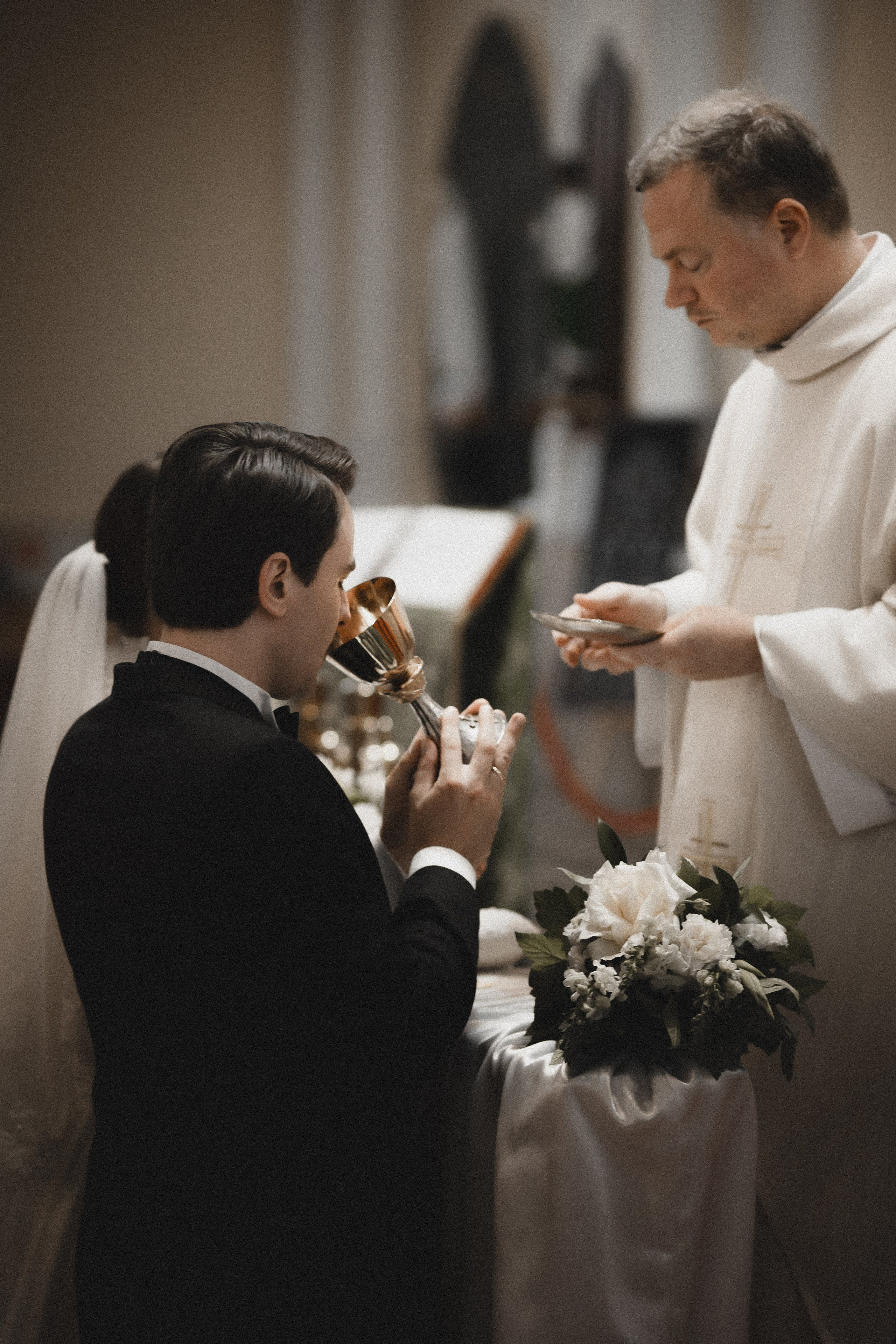 «Я буду руками тебя обнявшими». Твой проводник в мир ушедших эпох, романтики и женственности