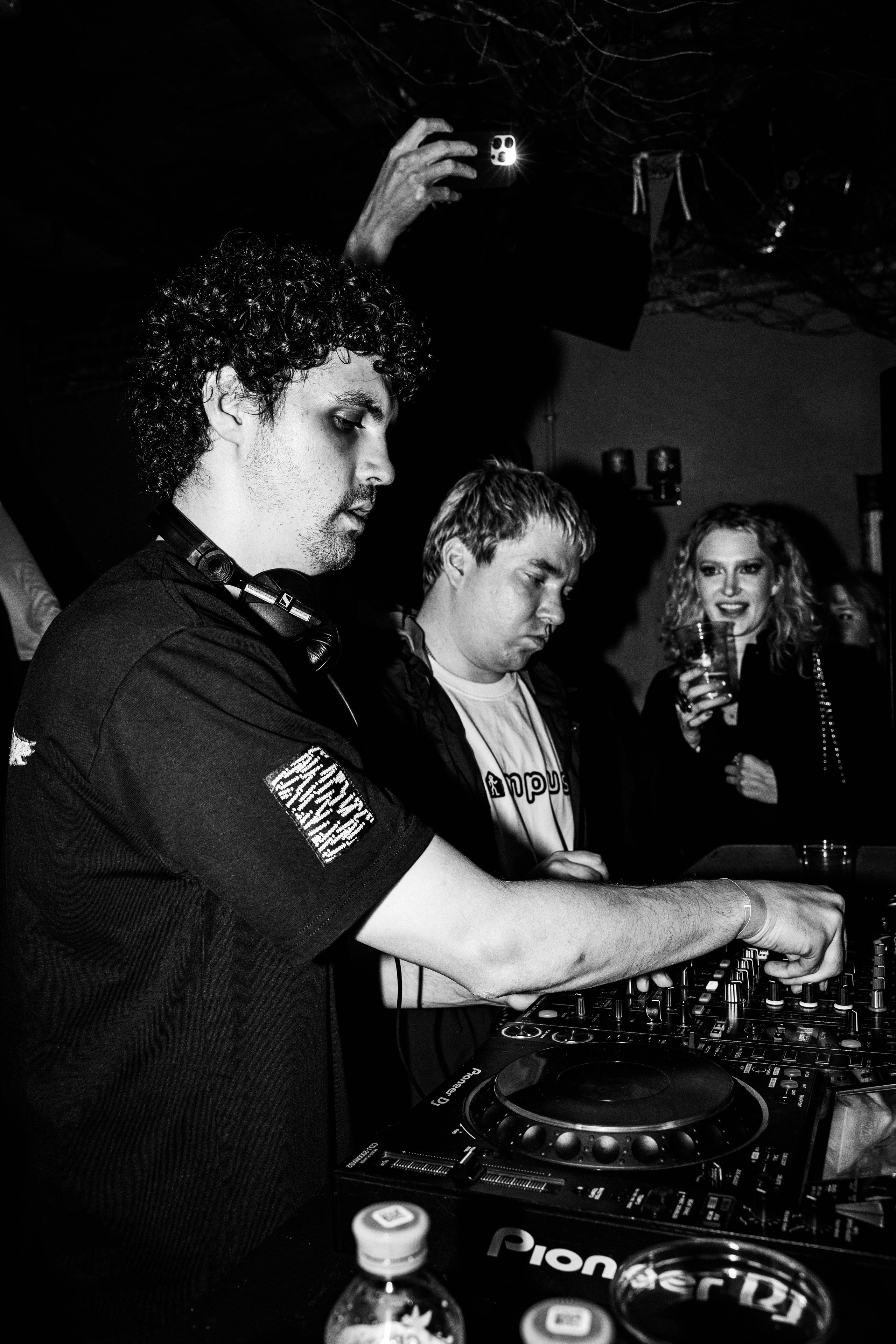 ПАНКУША & FRIENDS 24.07.2026. Коммерческий и художественный фотограф и видеограф в Москве Арсений Тургенев