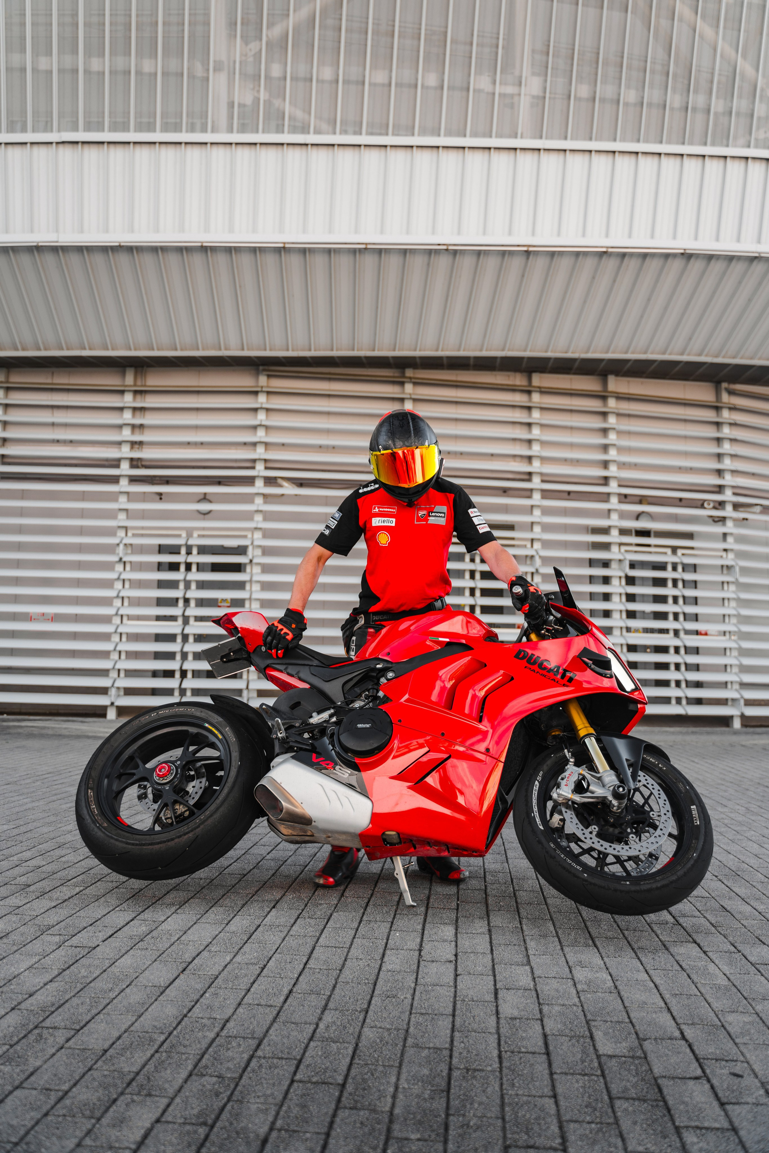 Ducati V4s. Автомобильный и просто лучший фотограф в Сочи Nikita No Name