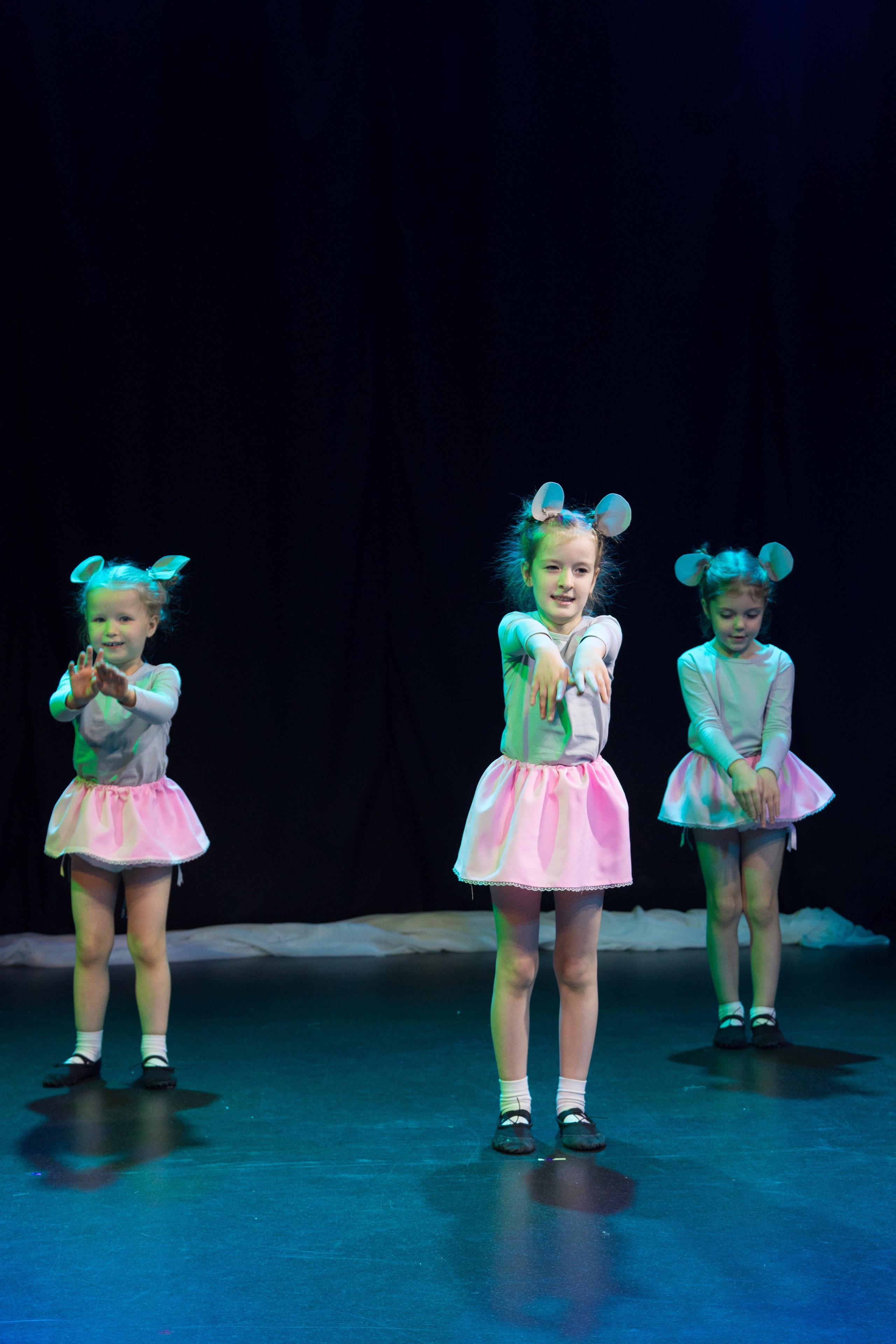 Отчетный танцевальный концерт детей 2-7 лет. Детский и контент фотограф Надя Волкова Санкт-Петербург