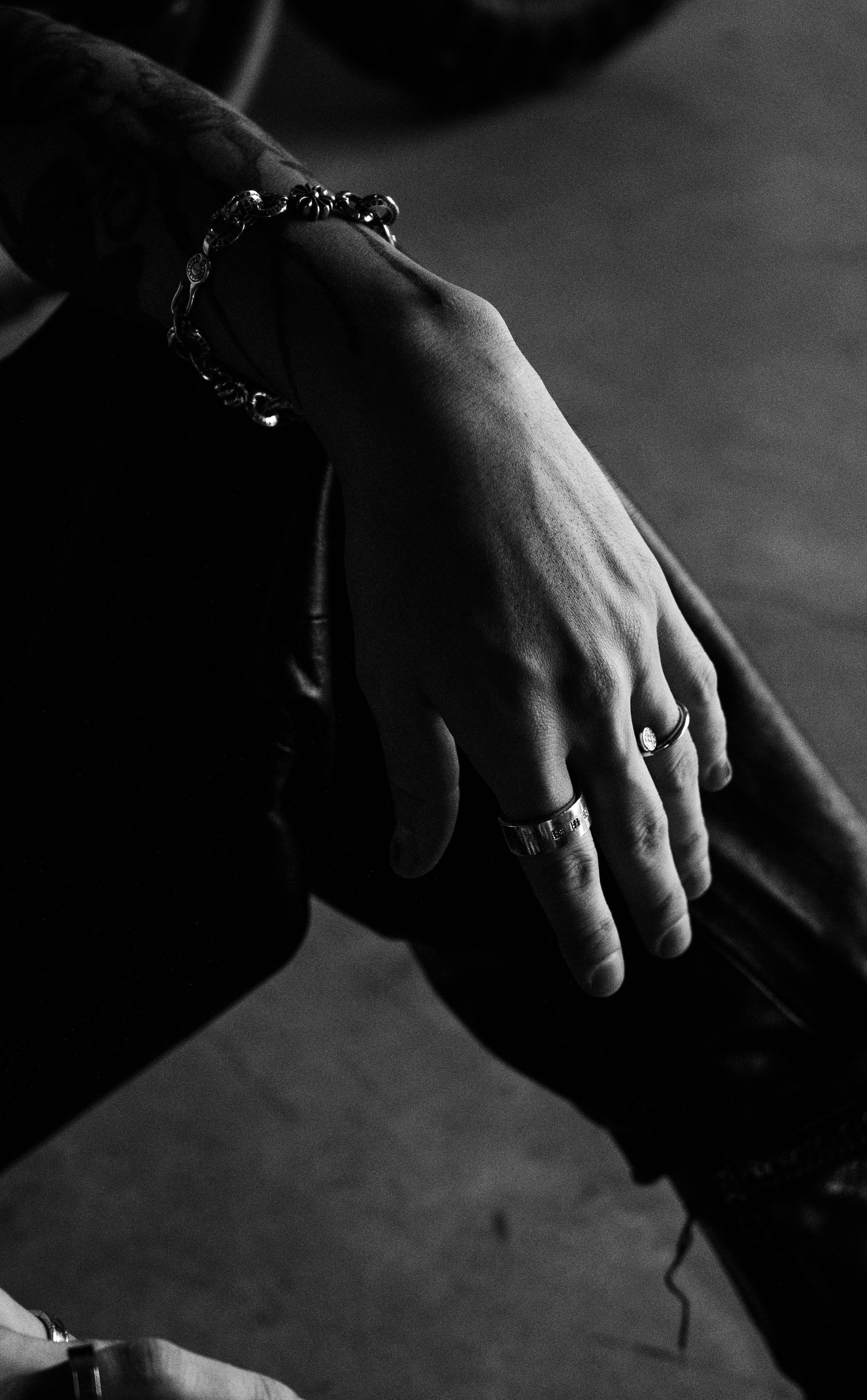 Мужской фотограф СПБ. Профессиональный фотограф беременности в СПБ. Стильные фотосессии беременности в стиле минимализм и классическая фотография