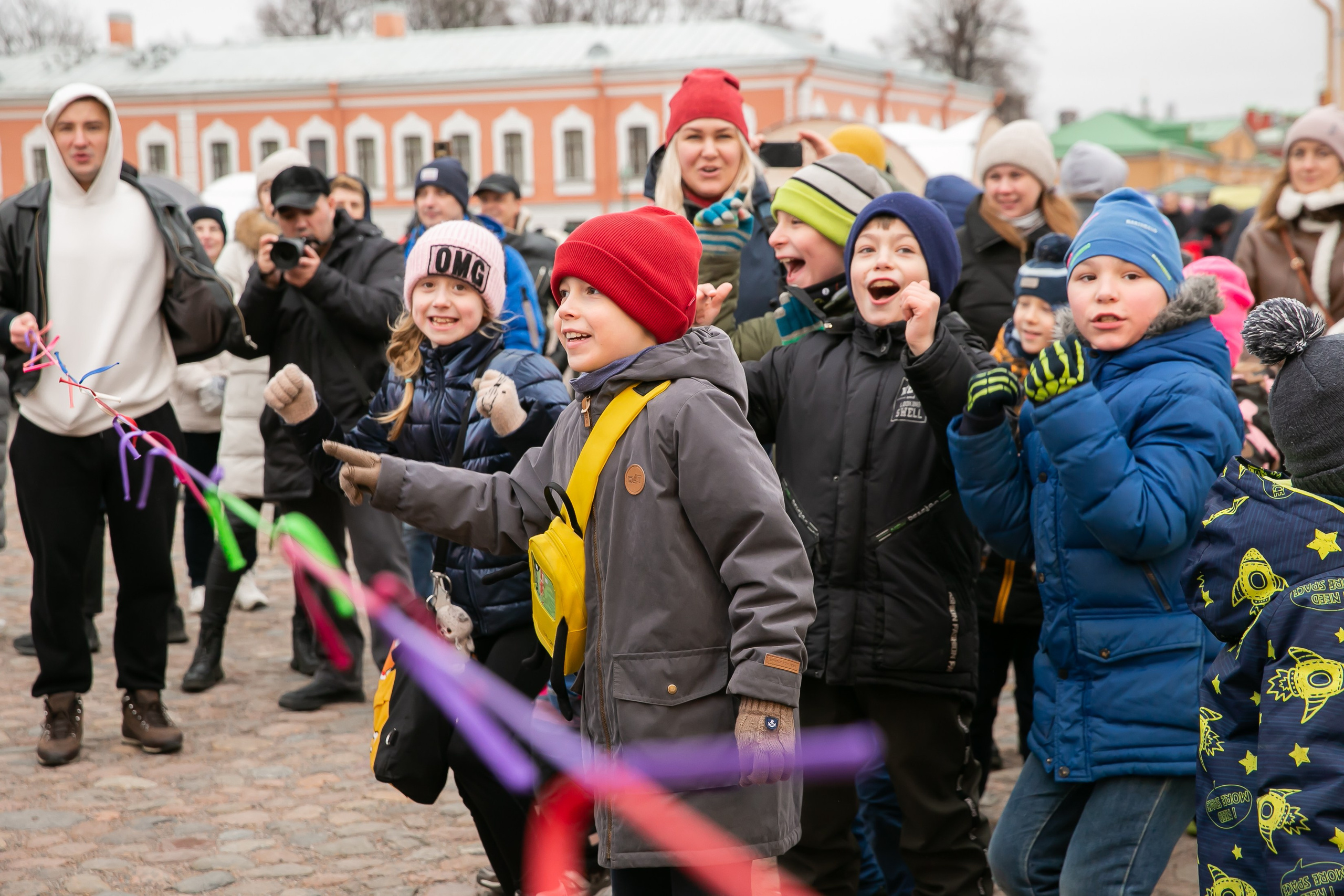 Масленица 2024 Петропавловская крепость. Семейный и портретный фотограф в Санкт-Петербурге Ольга Станкова