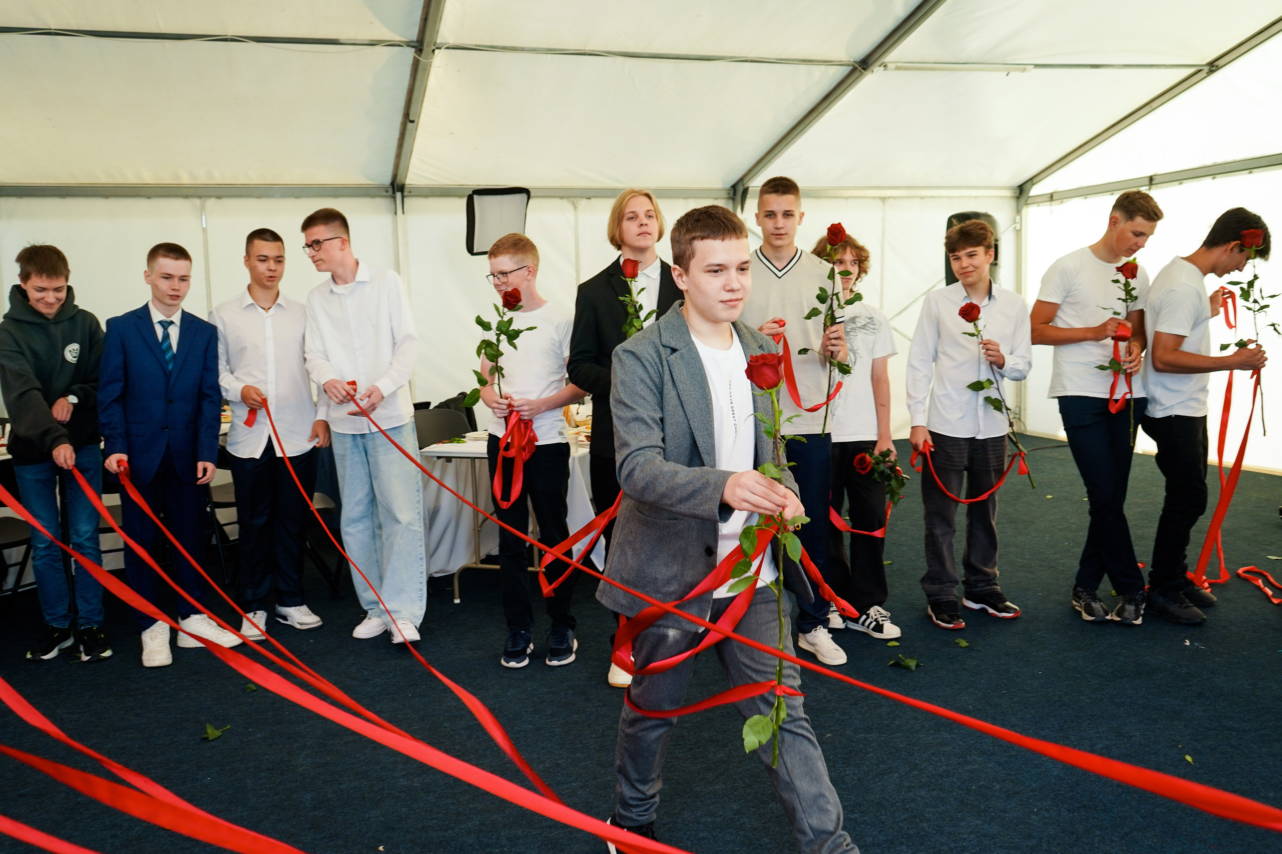 Выпускной 9 класса школа 19 в Коматек. Семейный и портретный фотограф в Екатеринбурге Анна Лобанова