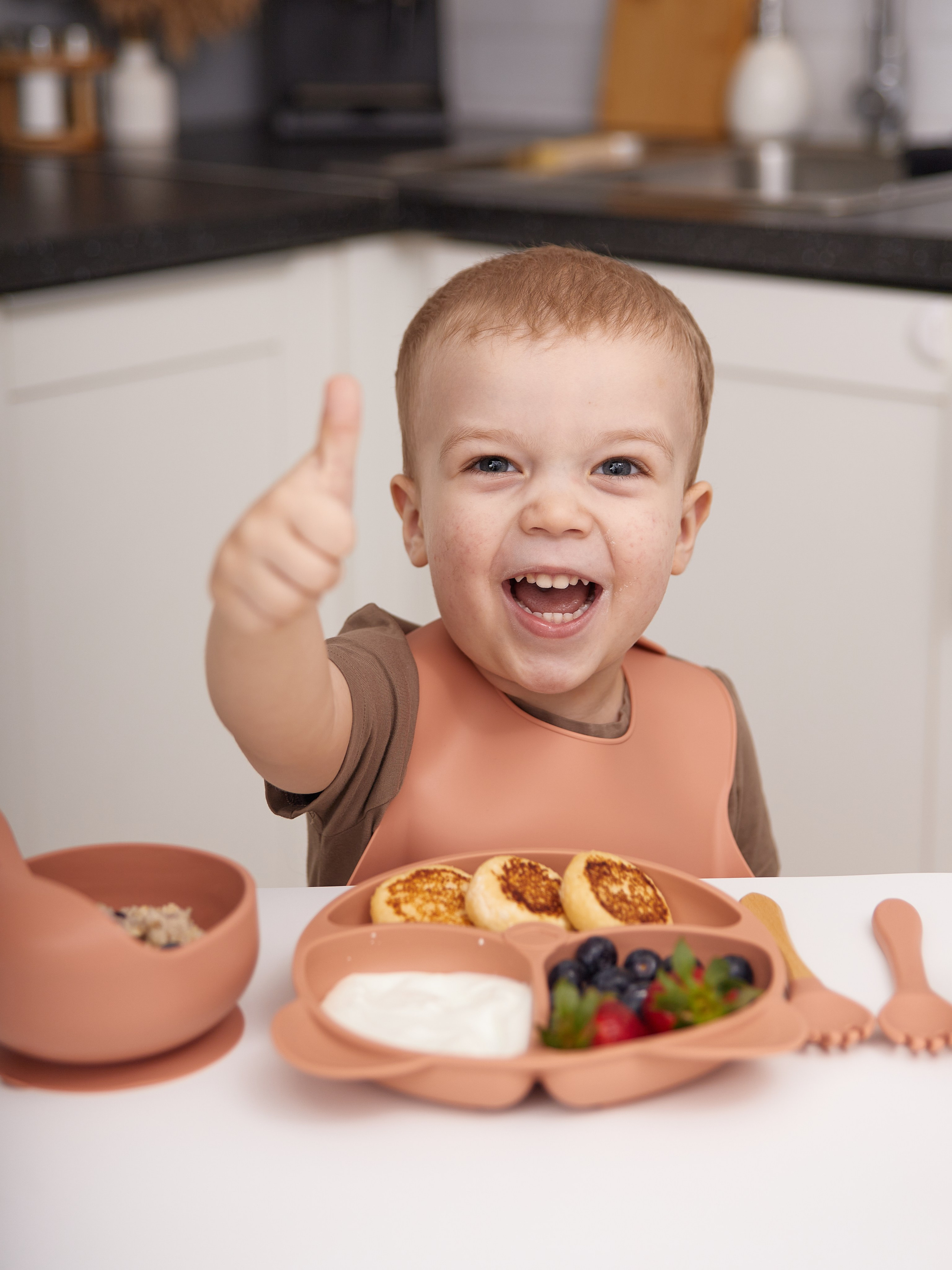 Фотосъемка товаров для детей с моделью в Ростове-на-Дону. Предметный и бизнес фотограф в Ростове-на-Дону Александра Степанова