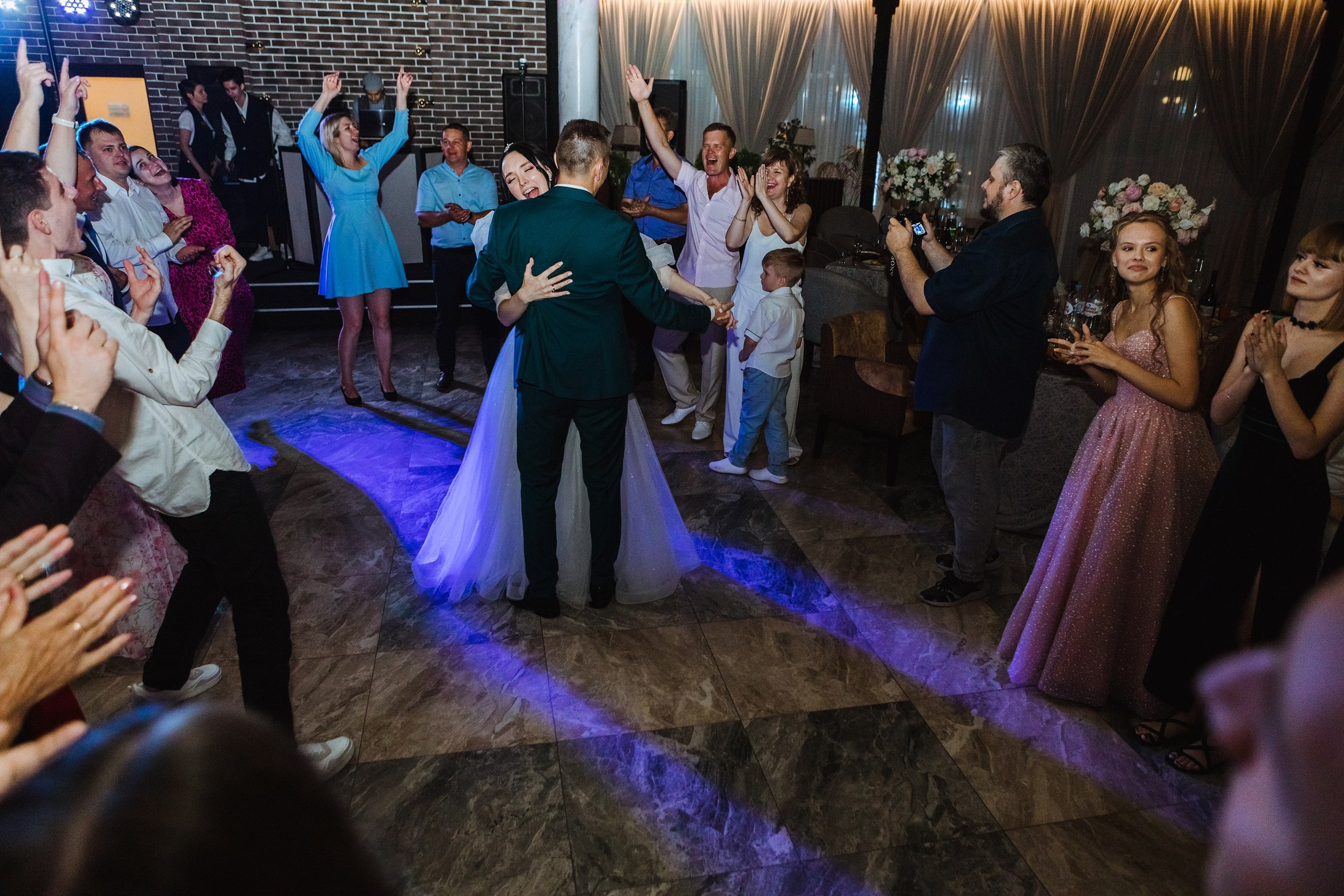 Александр и Ольга. Фотографы в городе Волгограде — Людмила Агеева и Алексей Околелов