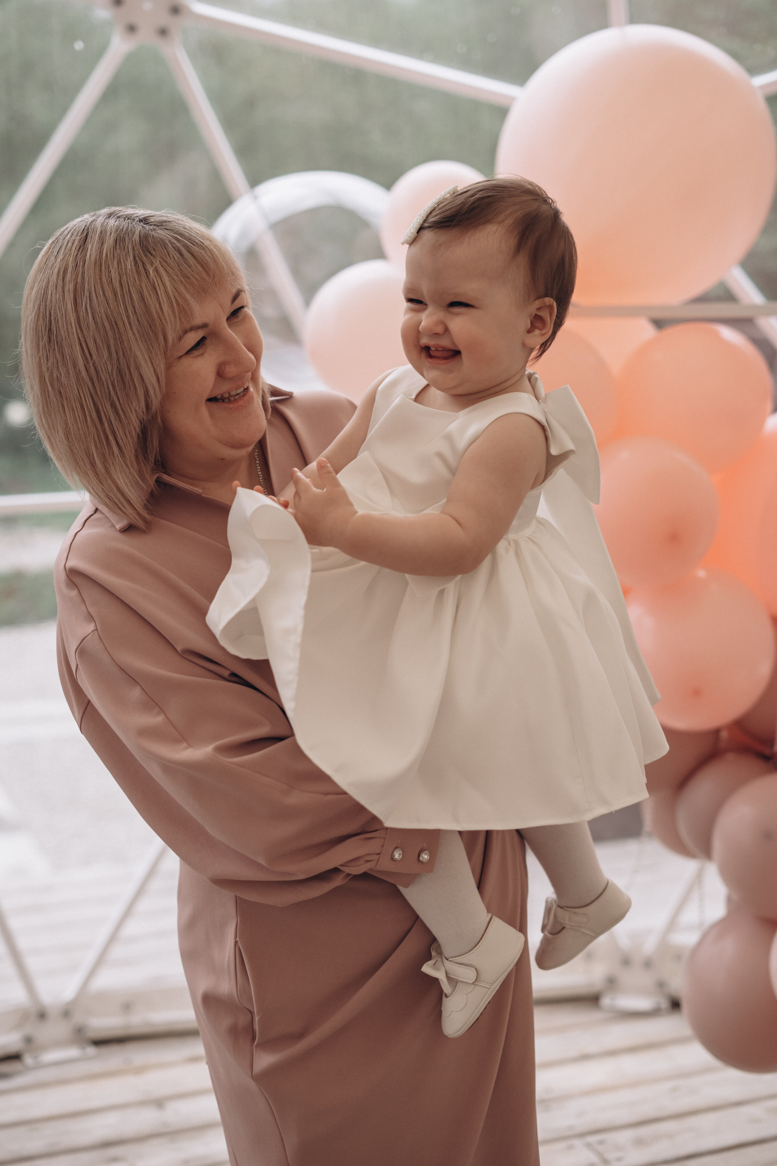 Саше 1 год. Семейный фотограф в Томске Зарина Азизбаева