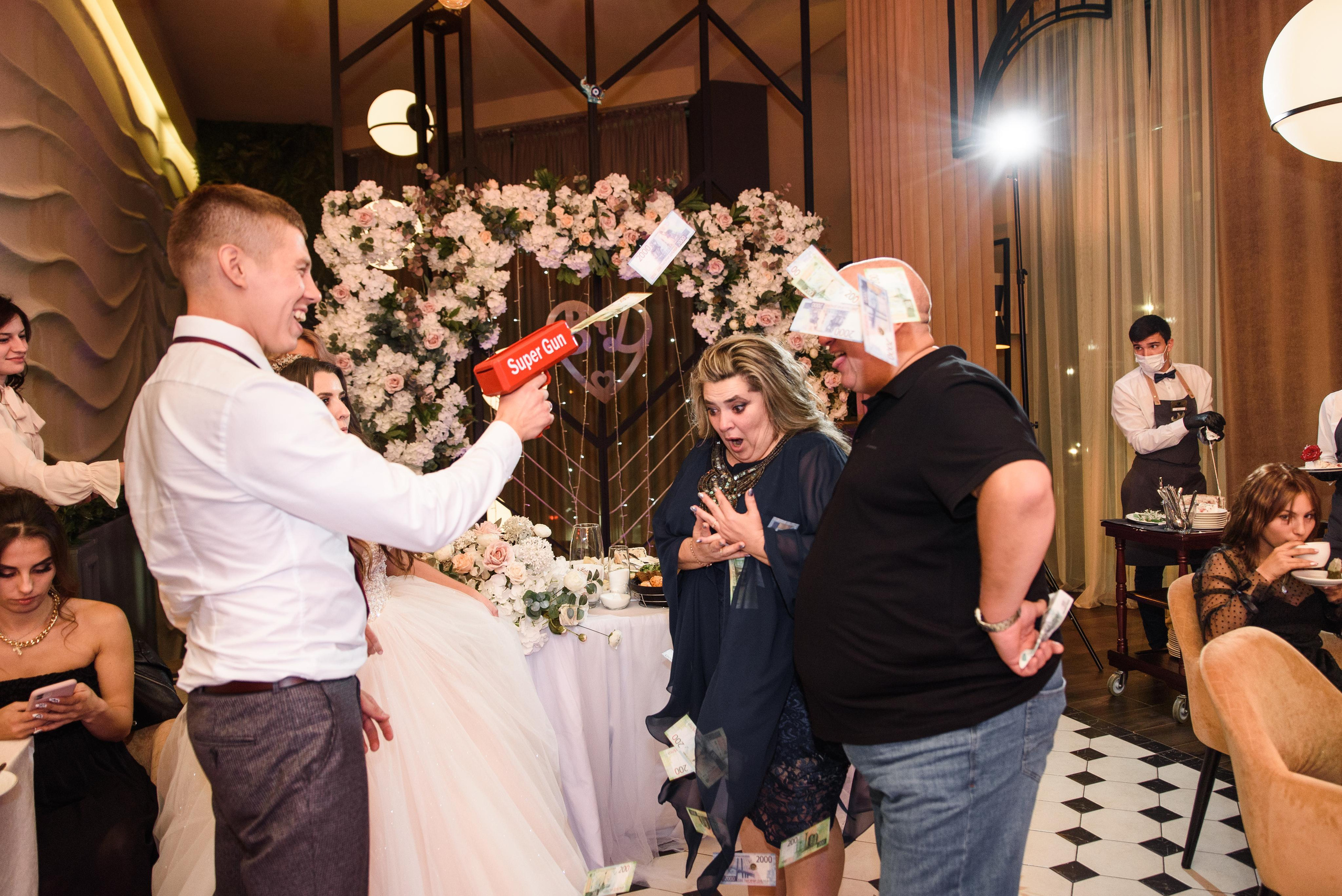 Свадьба в Волгограде. Свадебный и travel фотограф в Волгограде, Сочи, Домбае, Европе