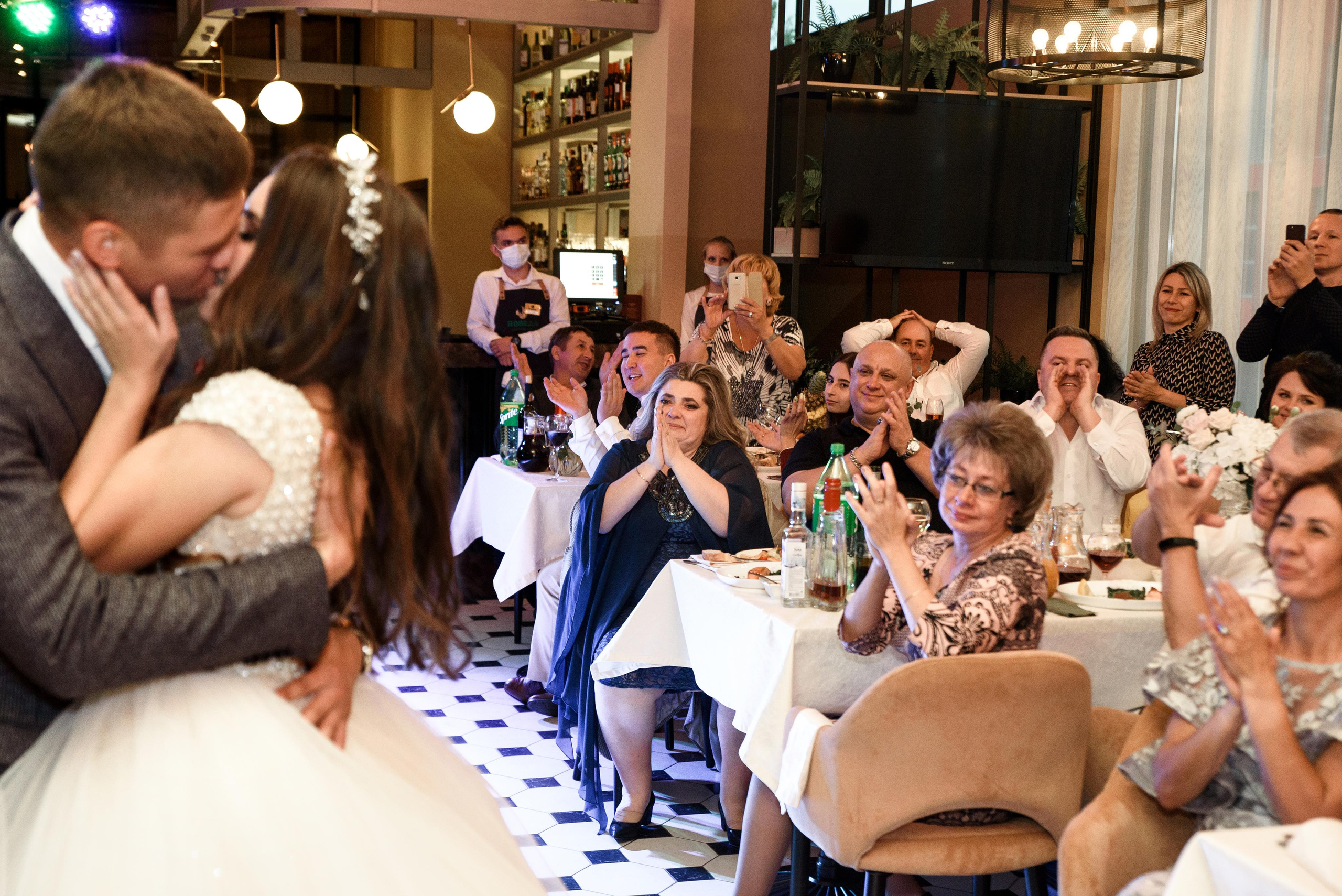 Свадьба в Волгограде. Свадебный и travel фотограф в Волгограде, Сочи, Домбае, Европе