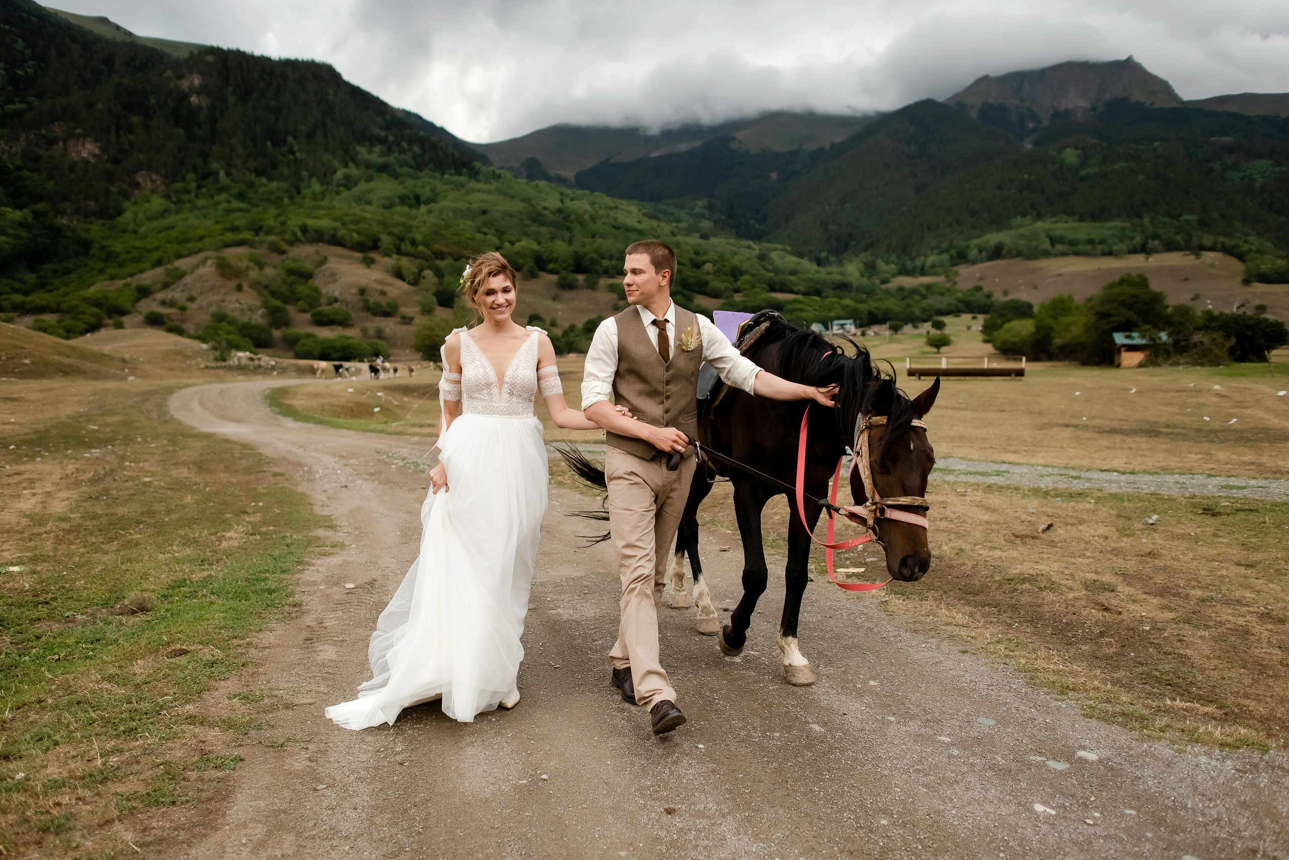 Свадебный день в горах (10.08.2020). Свадебный и travel фотограф в Волгограде, Сочи, Домбае, Европе