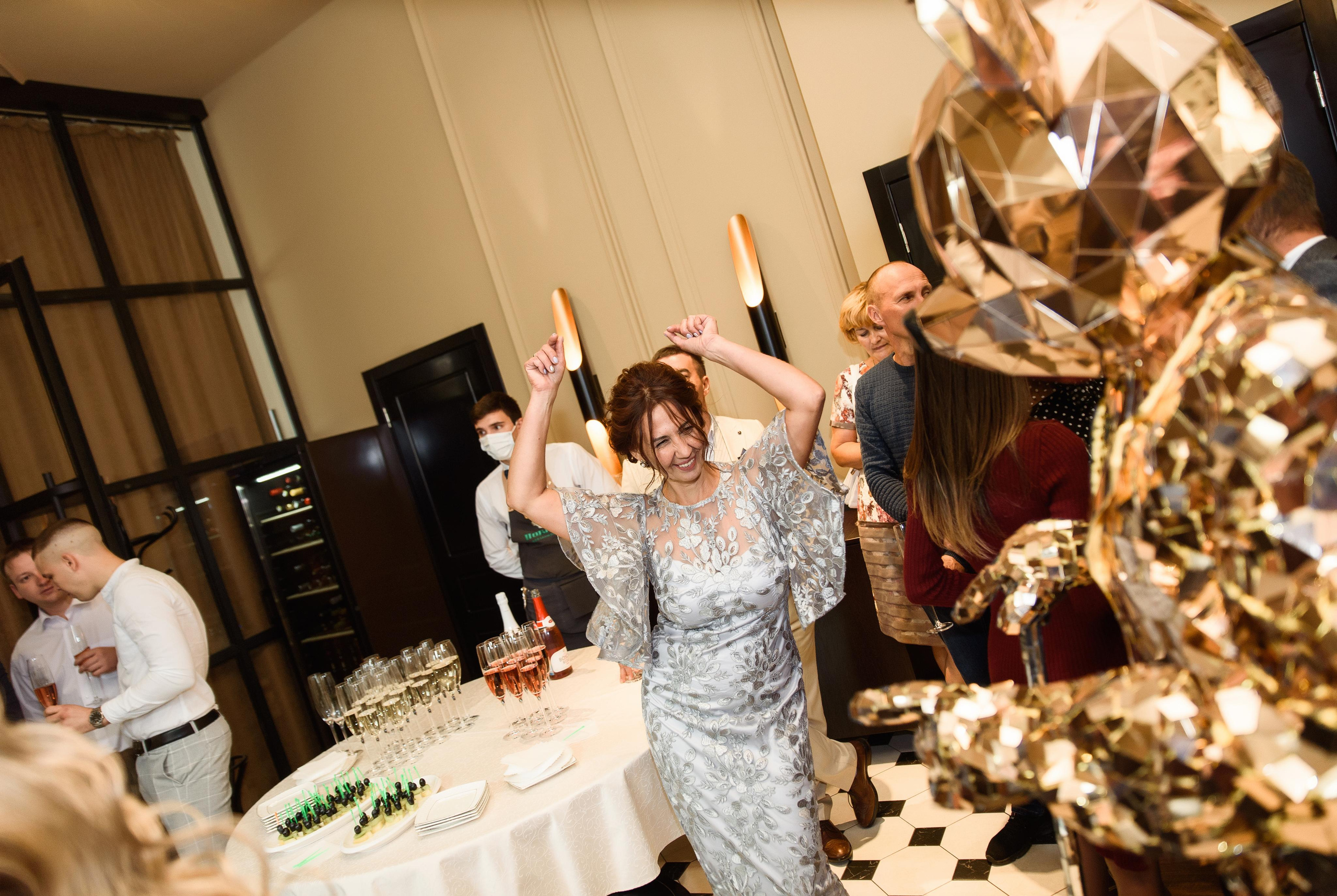 Свадьба в Волгограде. Свадебный и travel фотограф в Волгограде, Сочи, Домбае, Европе