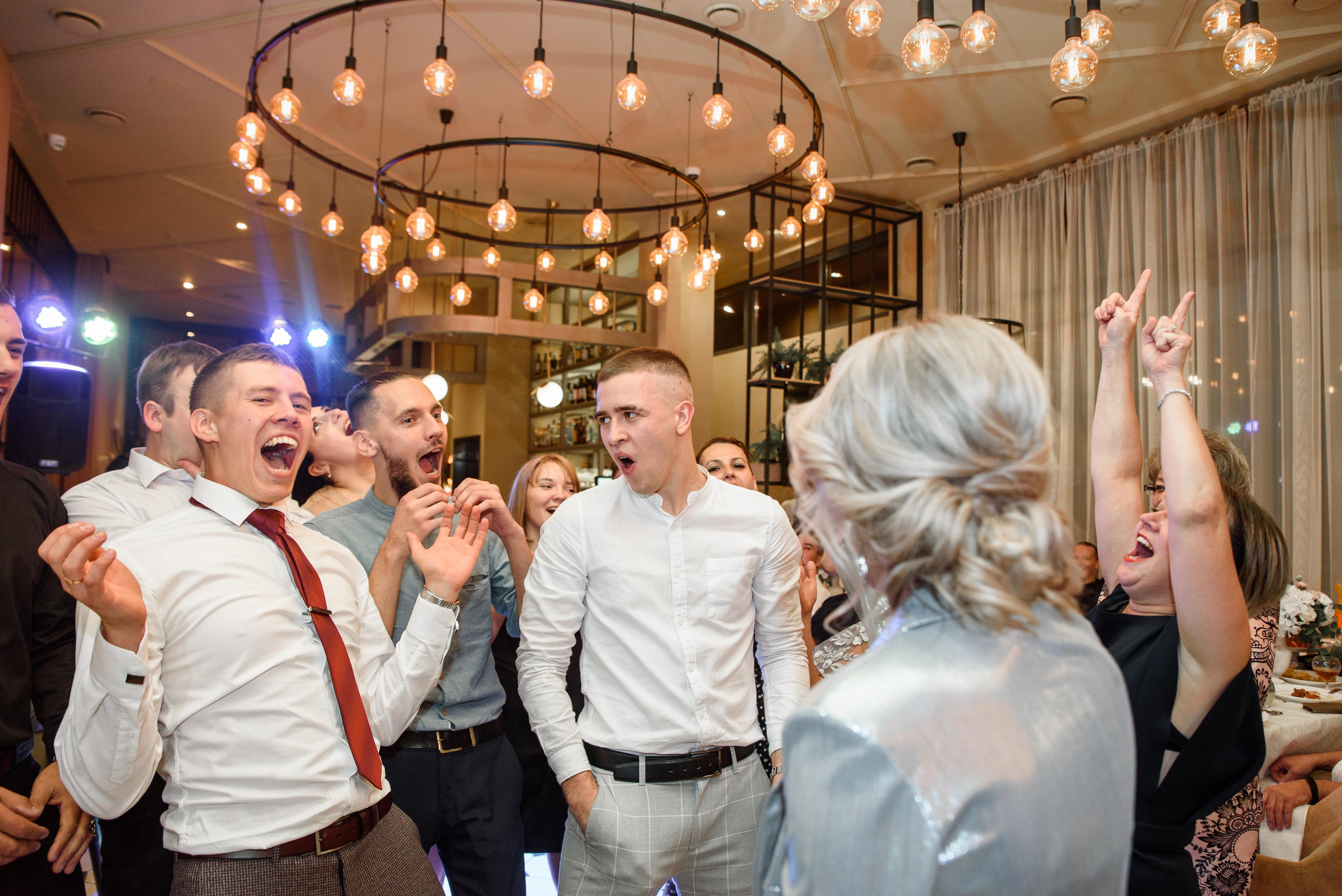 Свадьба в Волгограде. Свадебный и travel фотограф в Волгограде, Сочи, Домбае, Европе