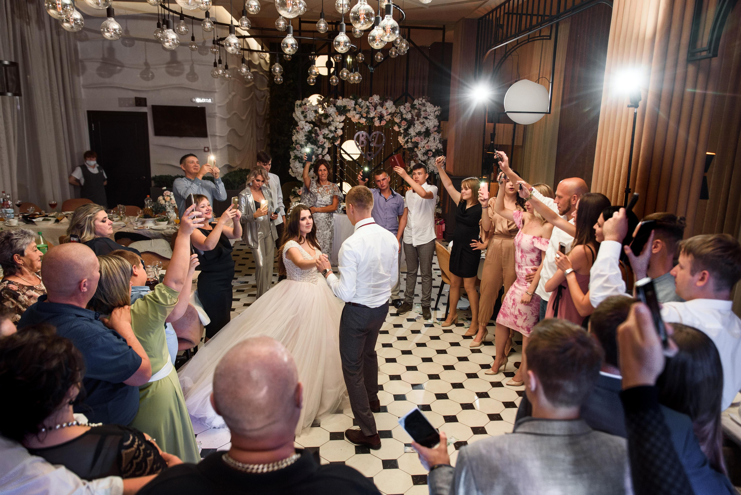 Свадьба в Волгограде. Свадебный и travel фотограф в Волгограде, Сочи, Домбае, Европе