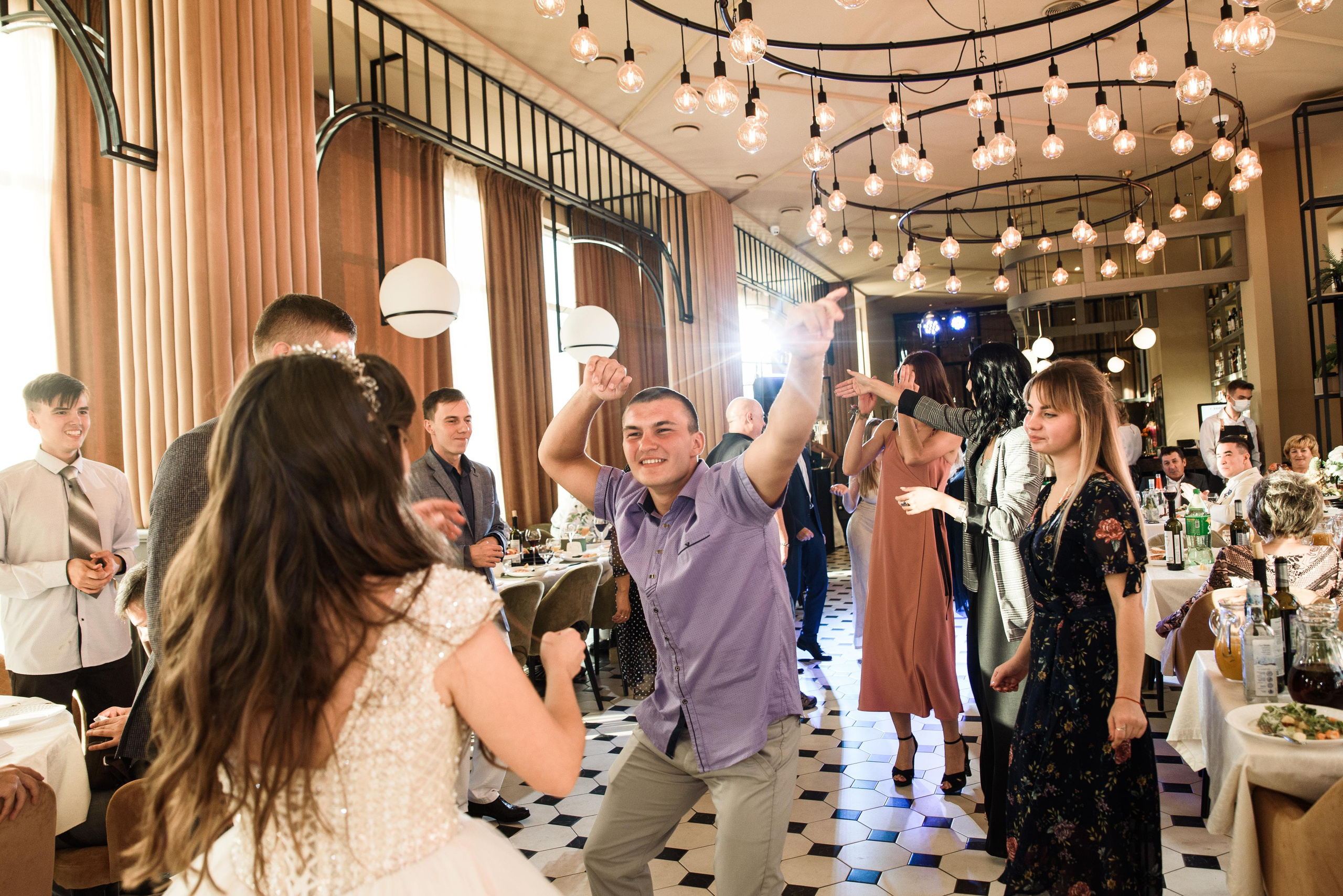 Свадьба в Волгограде. Свадебный и travel фотограф в Волгограде, Сочи, Домбае, Европе