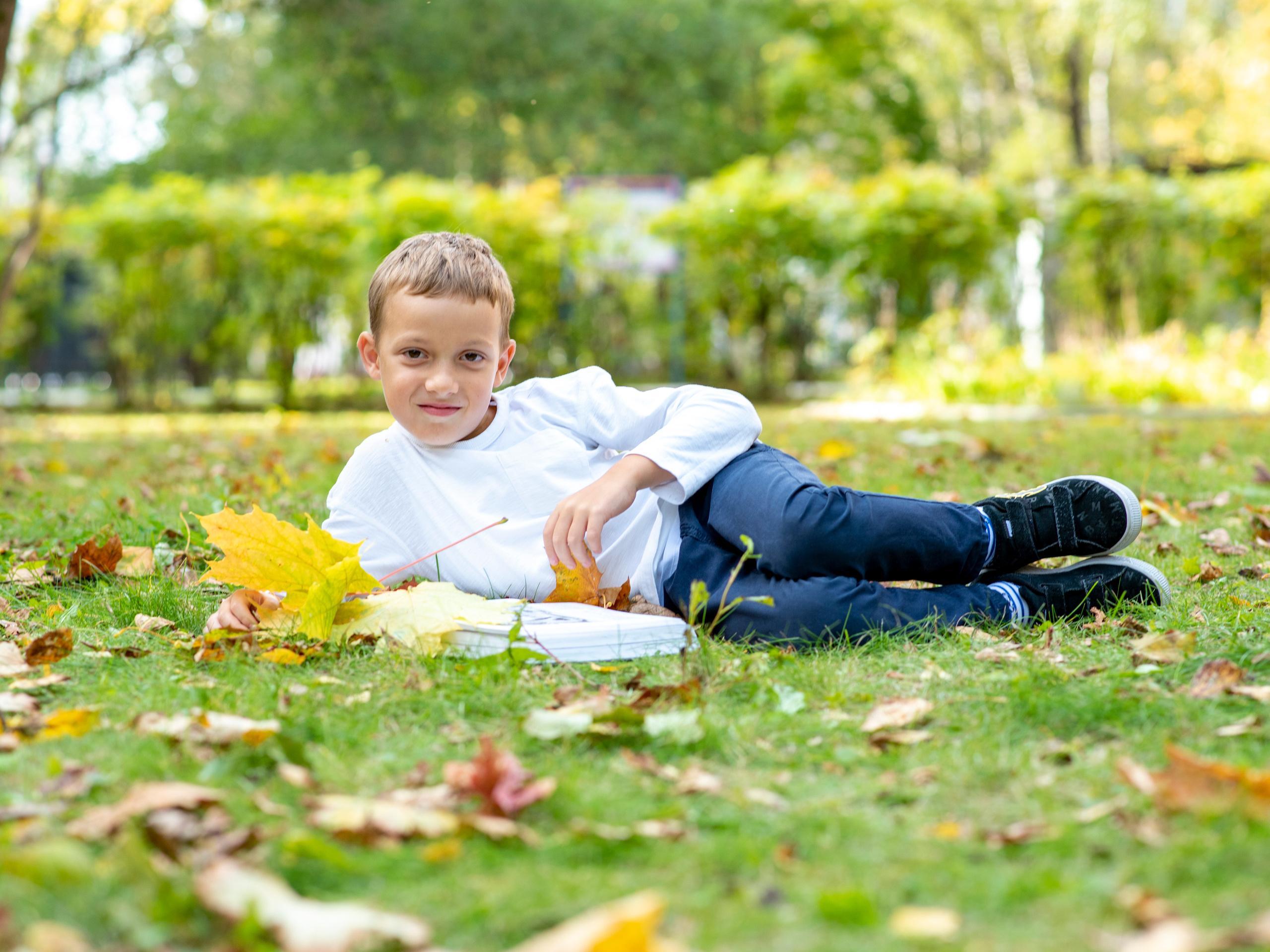 Фотосессия на школьном дворе. Семейный и детский фотограф в Москве Роксана Давлятерова
