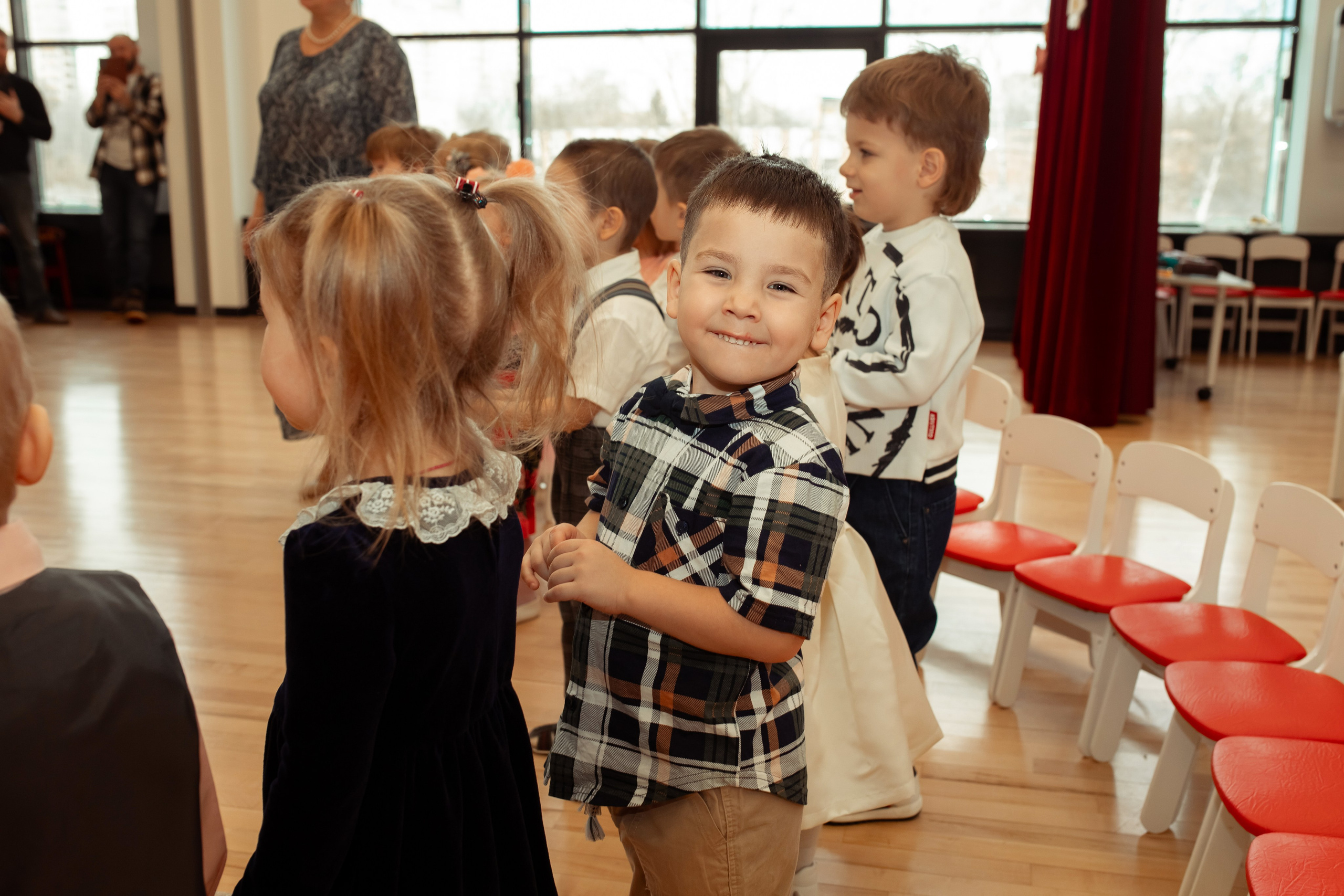 Праздник весны в детском саду. Семейный и детский фотограф в Москве Дорогова Екатерина